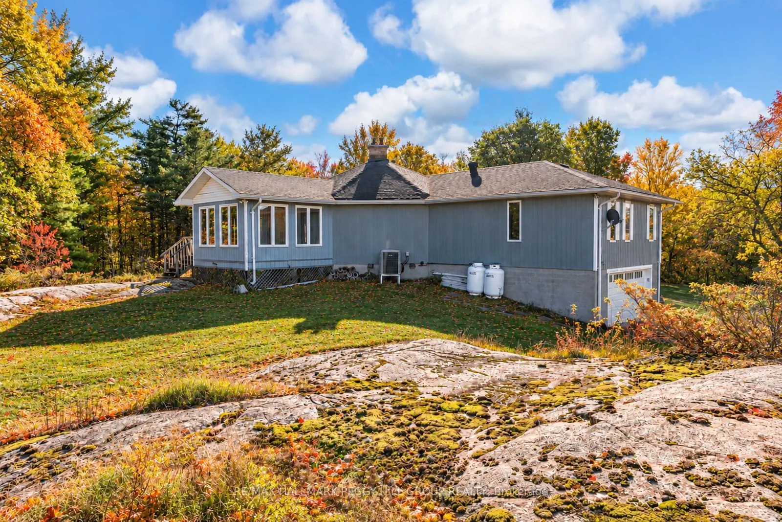 1564 Honey Harbour Road