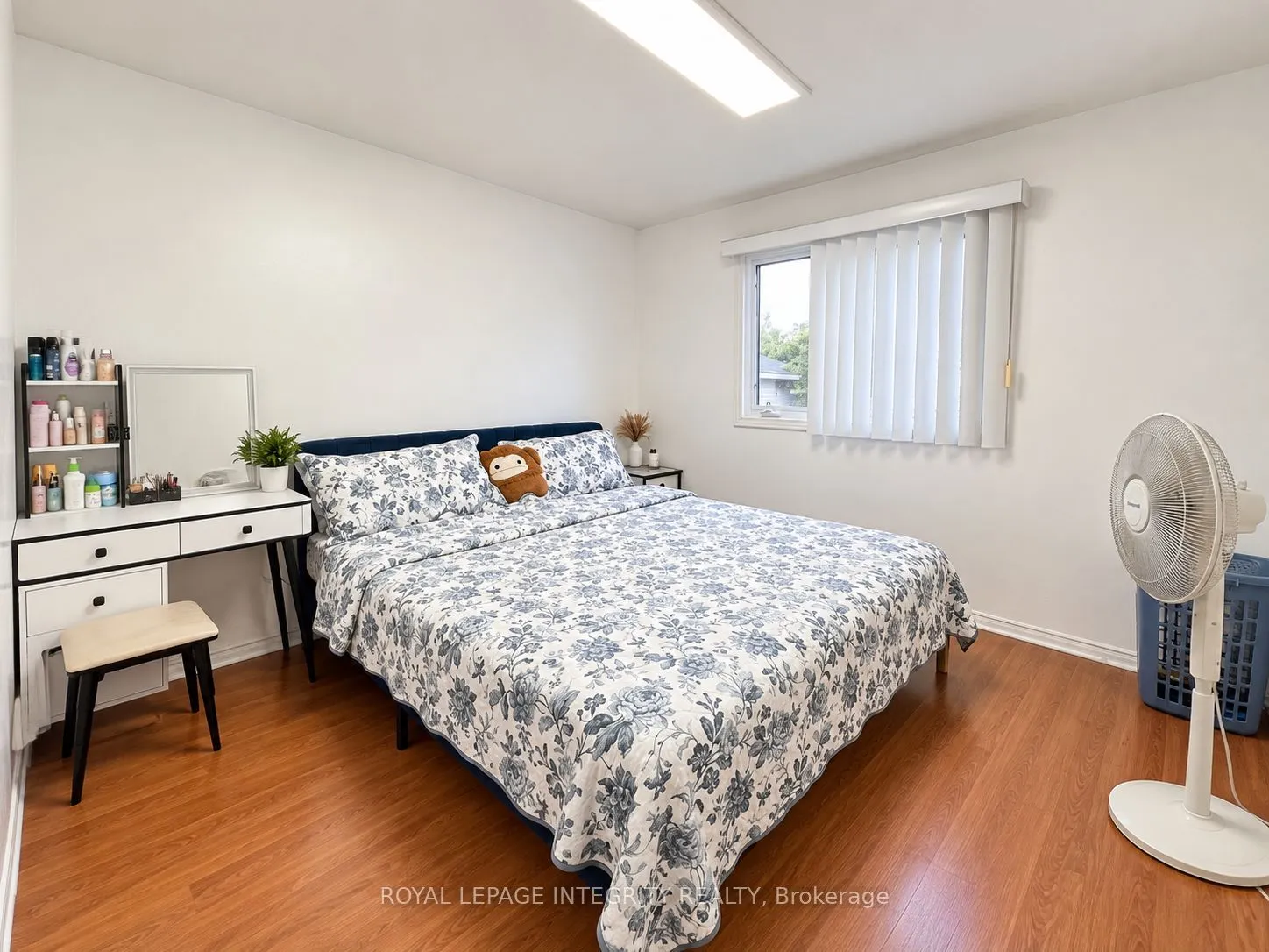 58 BINSCARTH Crescent #Upper Unit