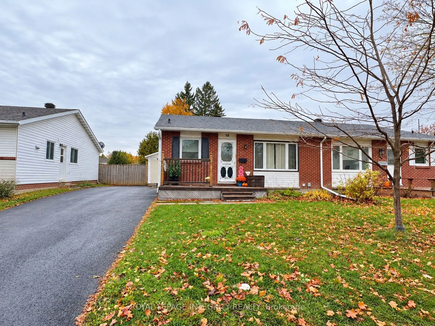 58 BINSCARTH Crescent #Upper Unit
