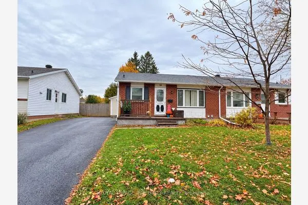 58 BINSCARTH Crescent #Upper Unit