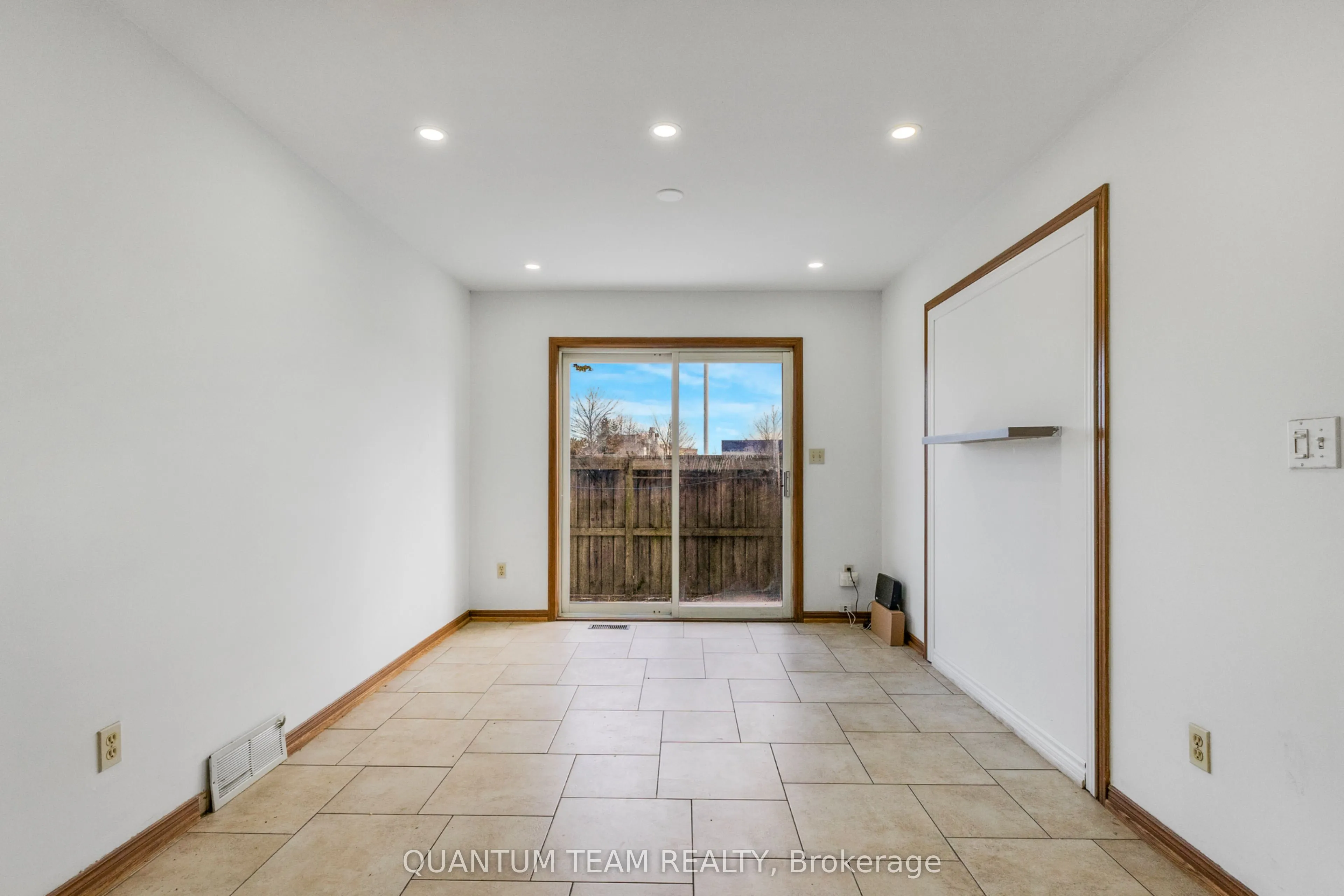 4 Eastwood Drive