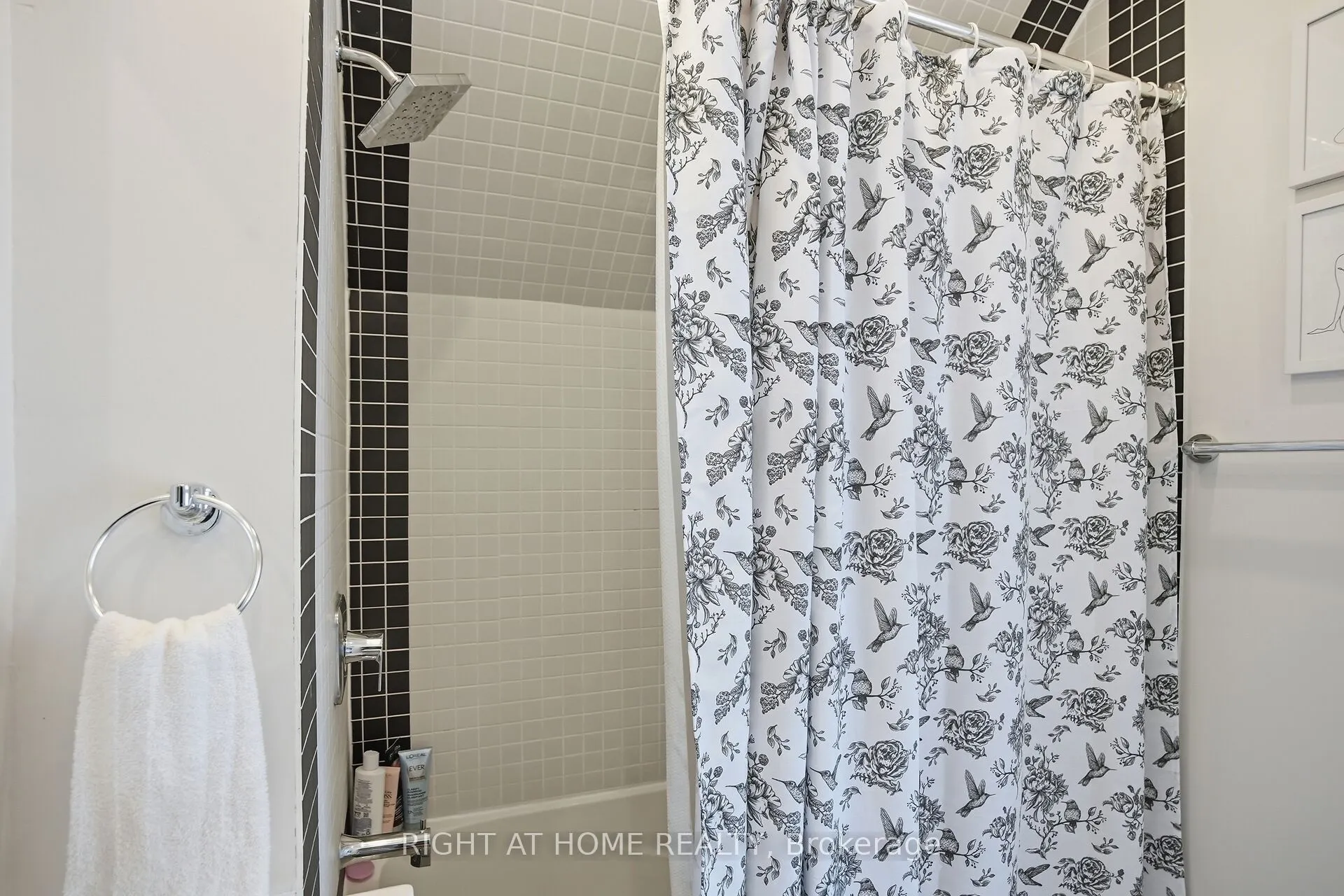 57 ROSEBERY Place