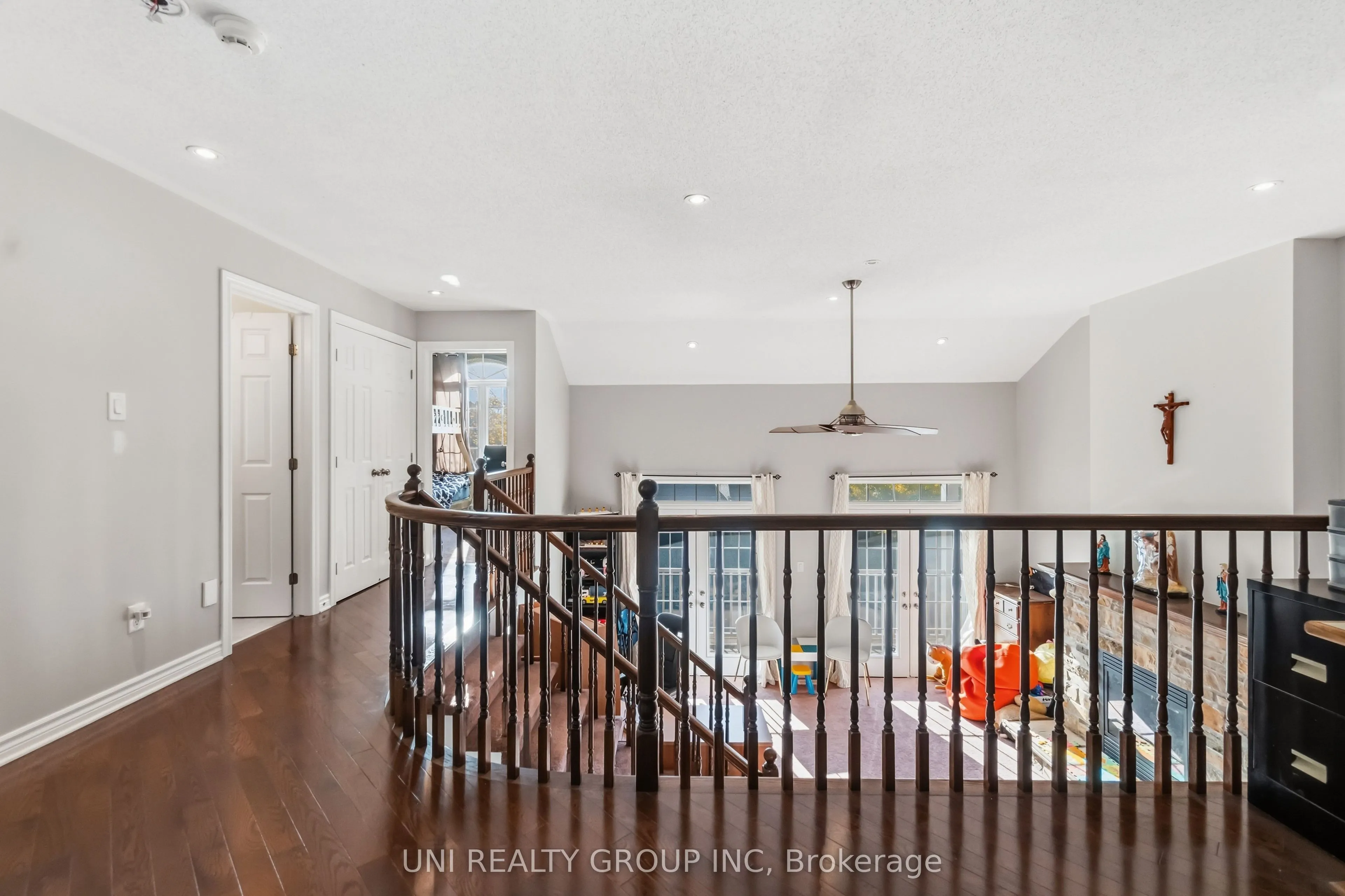 2506 STONE COVE Crescent