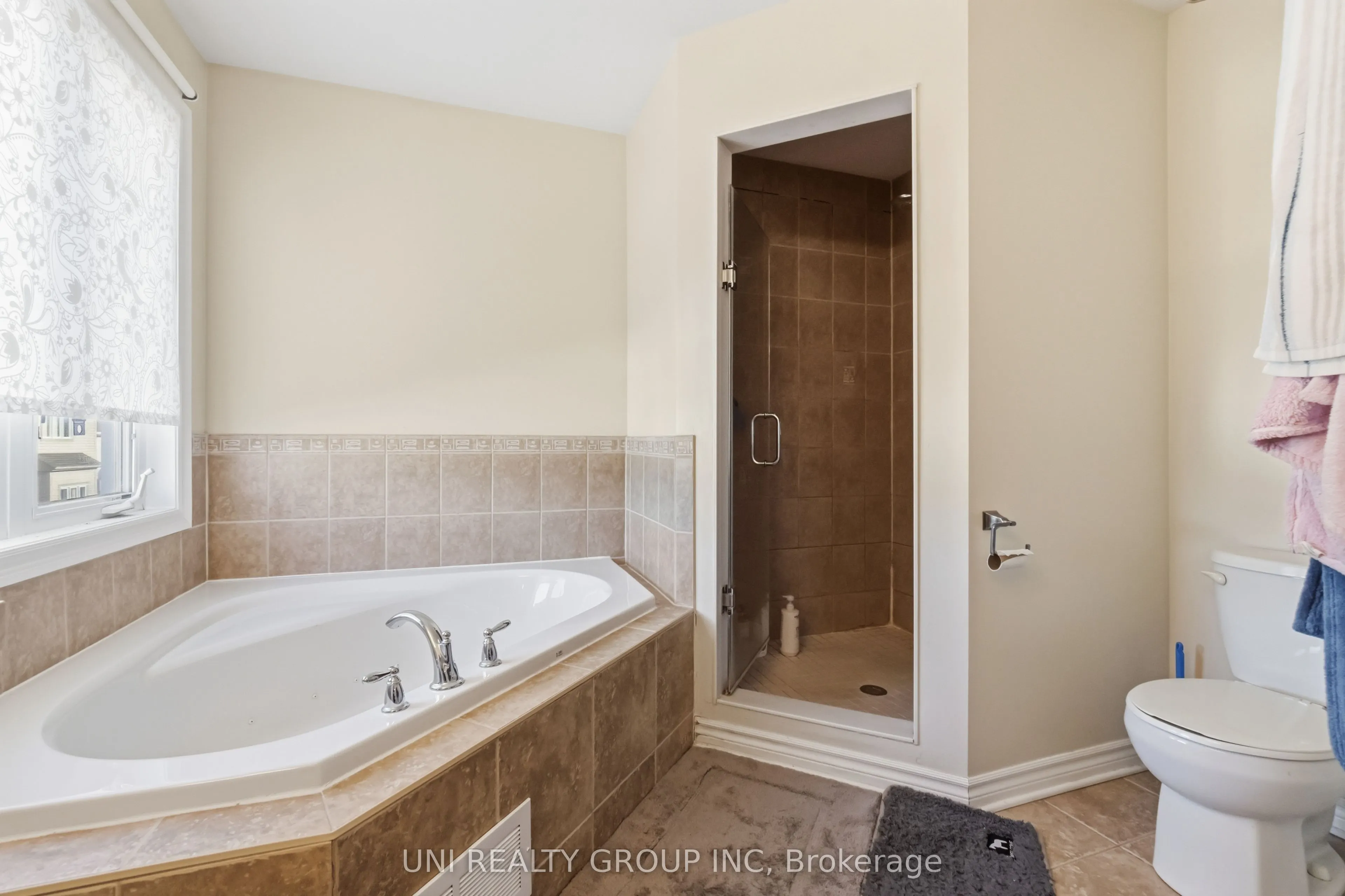 2506 STONE COVE Crescent