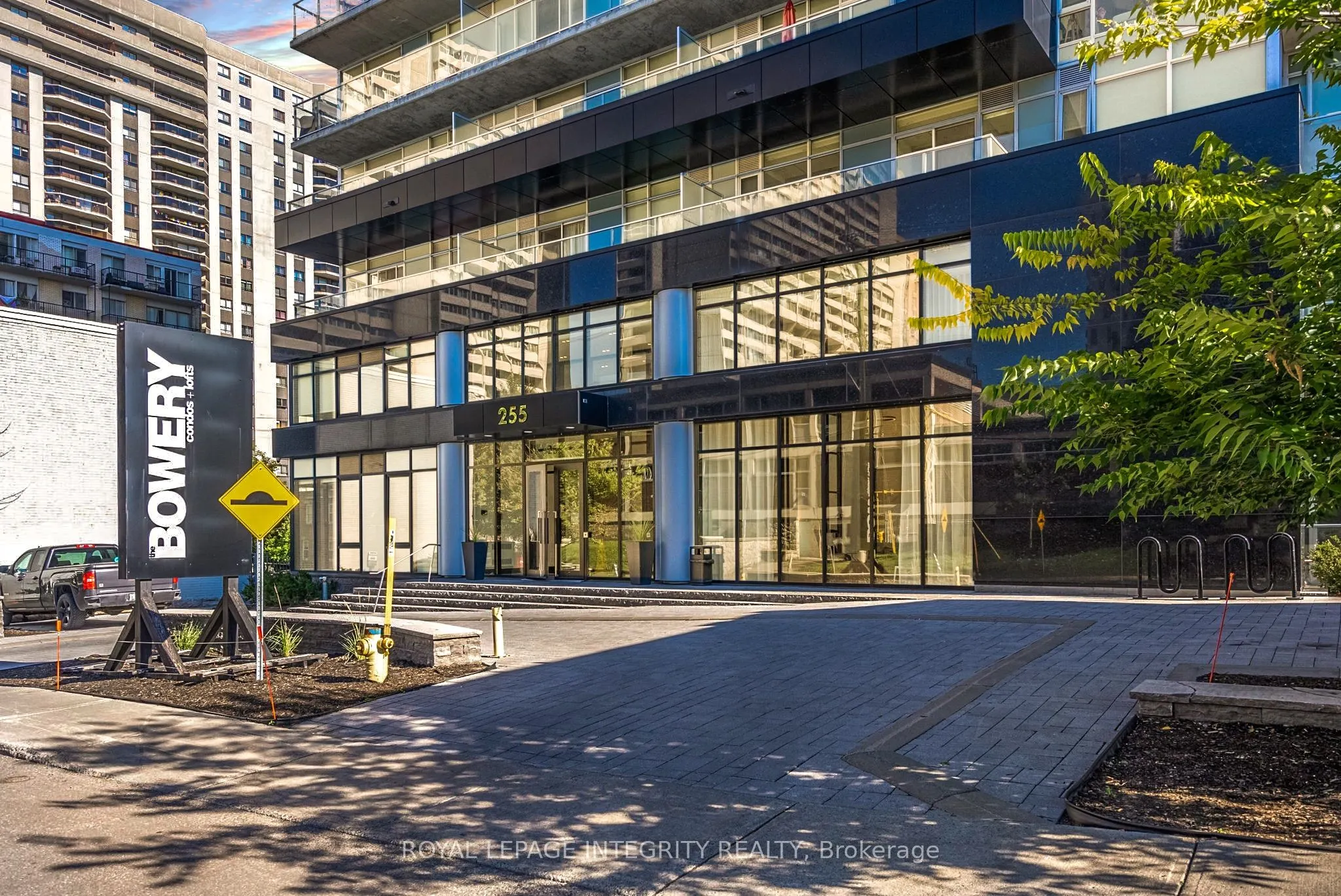 255 Bay Street #506