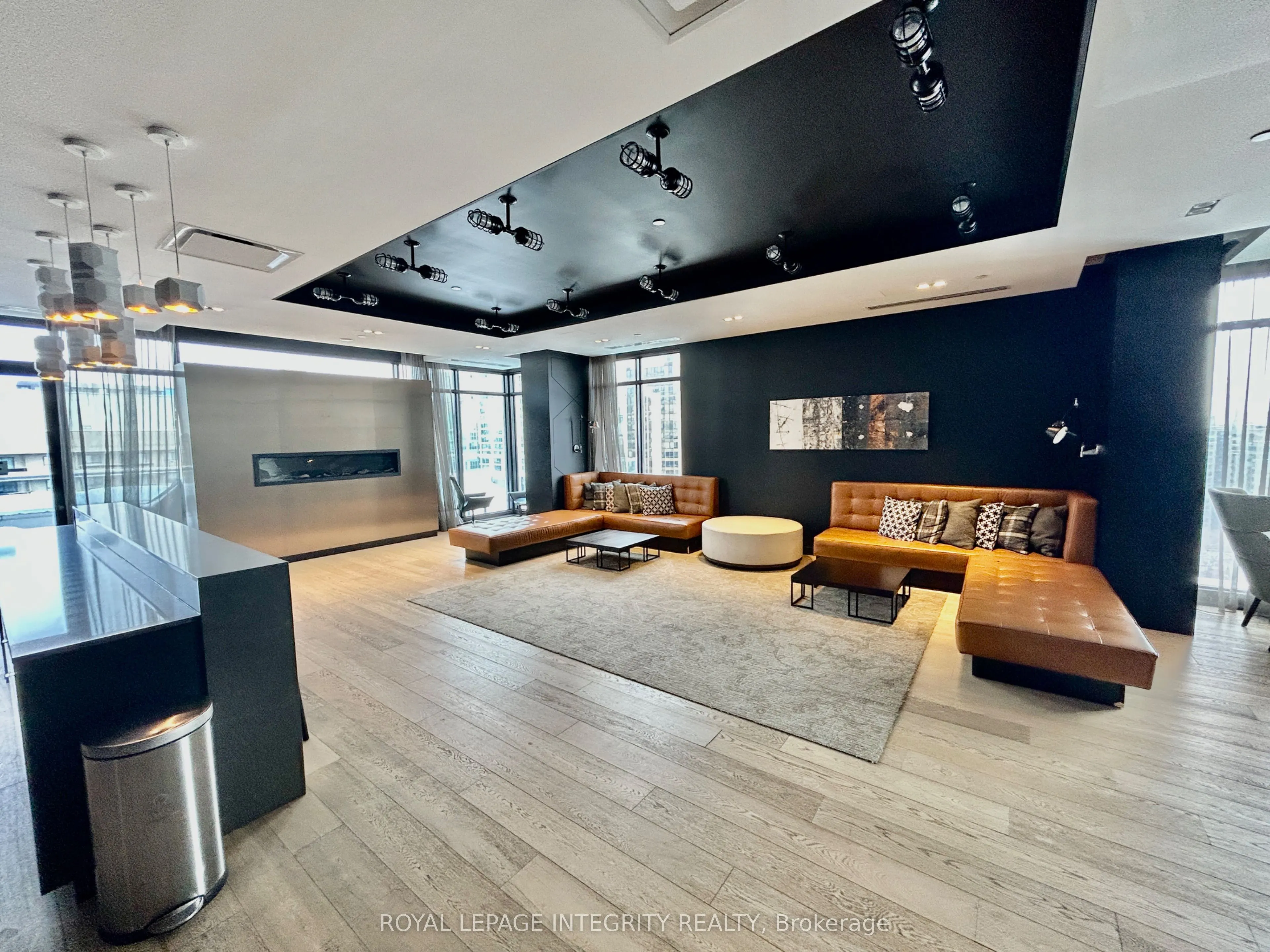 255 Bay Street #506