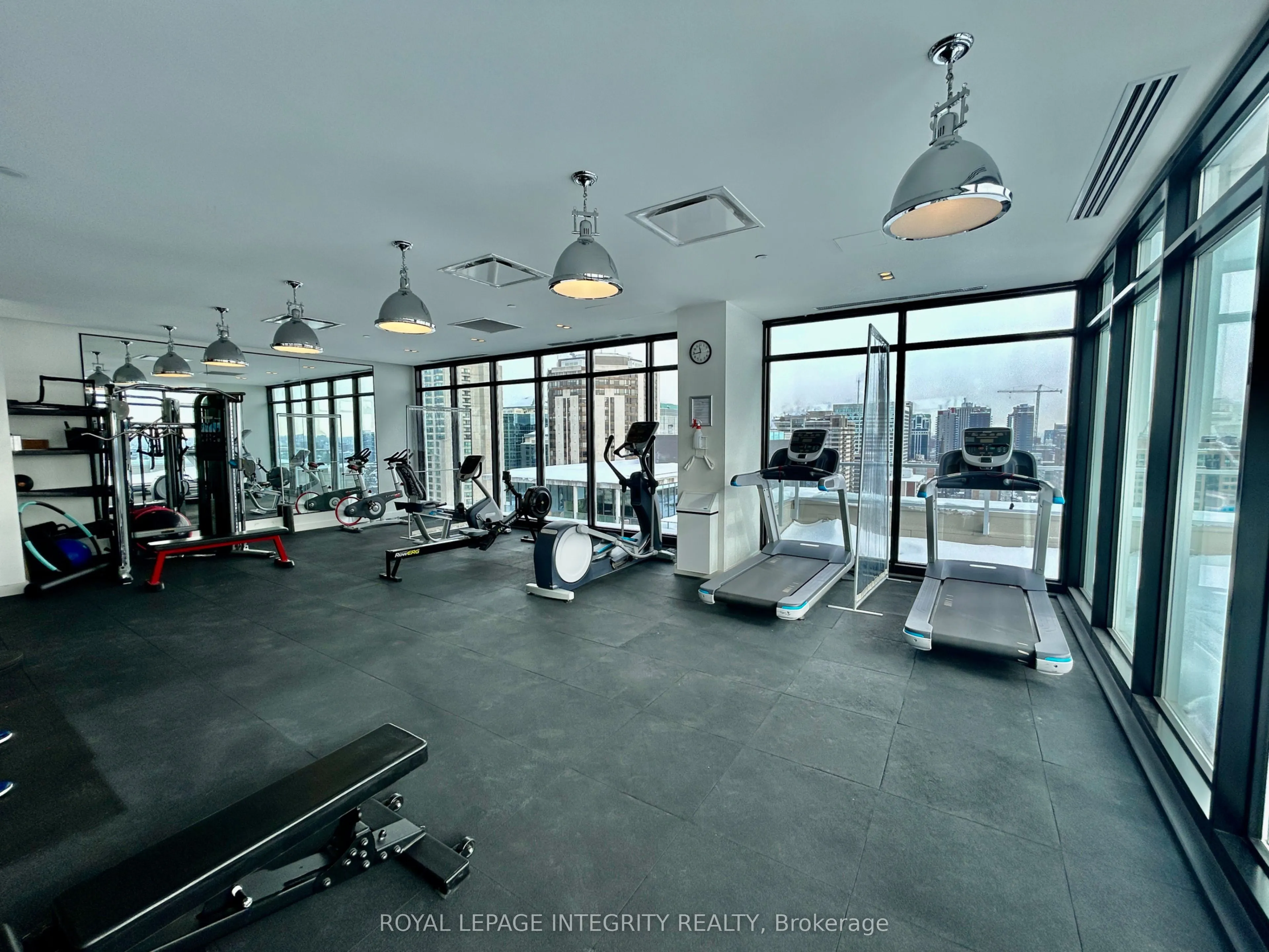 255 Bay Street #506