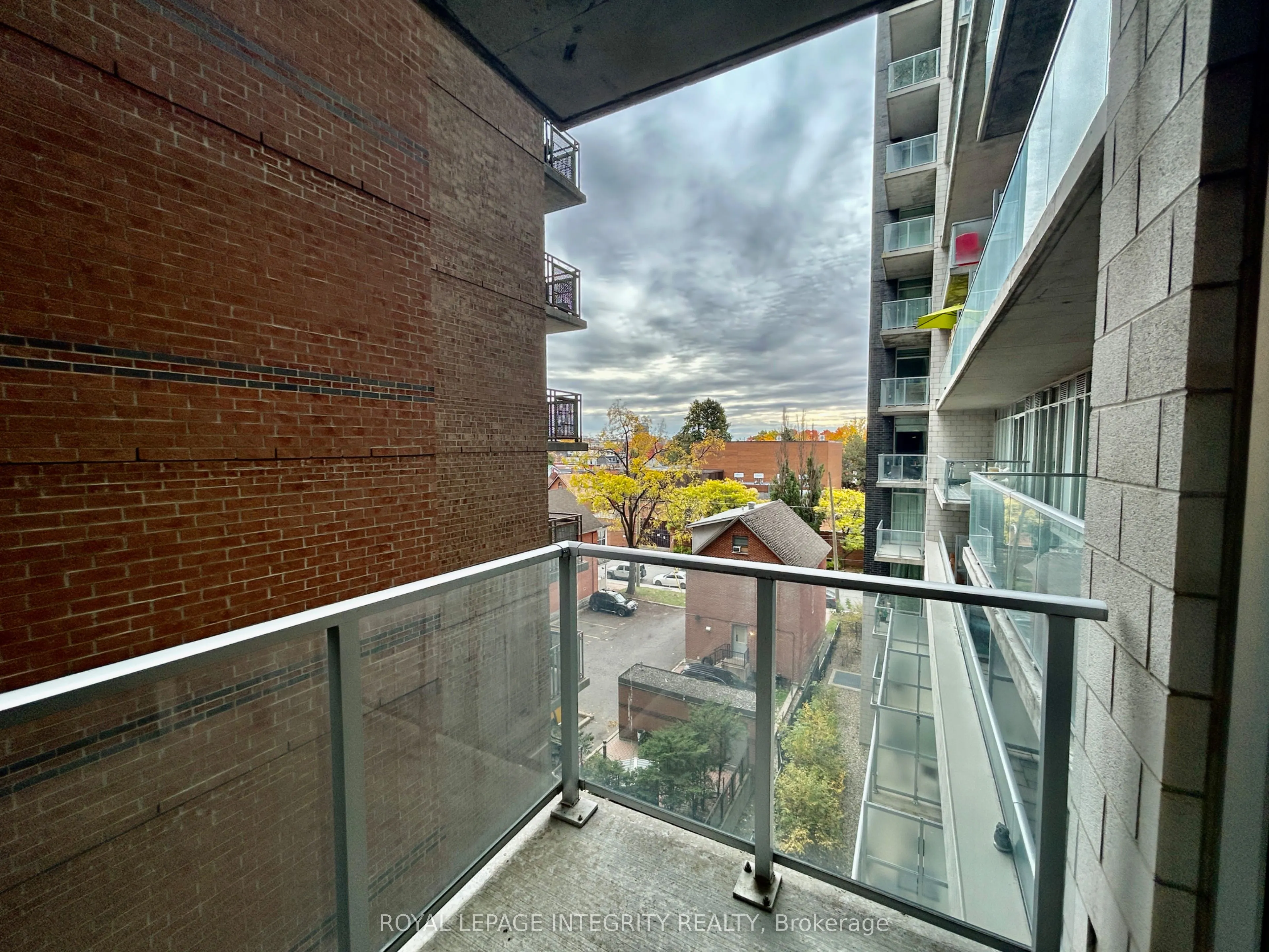 255 Bay Street #506