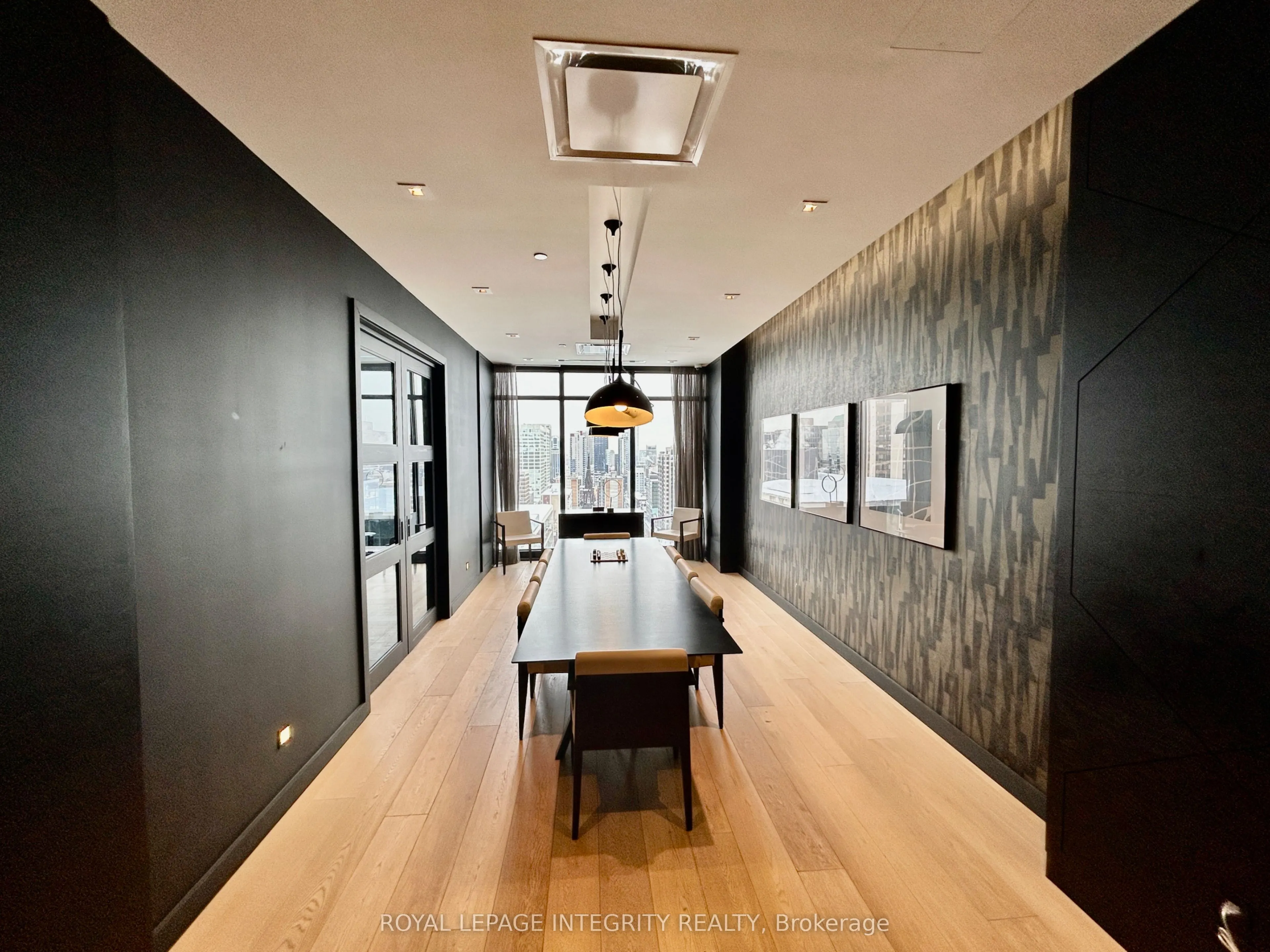 255 Bay Street #506