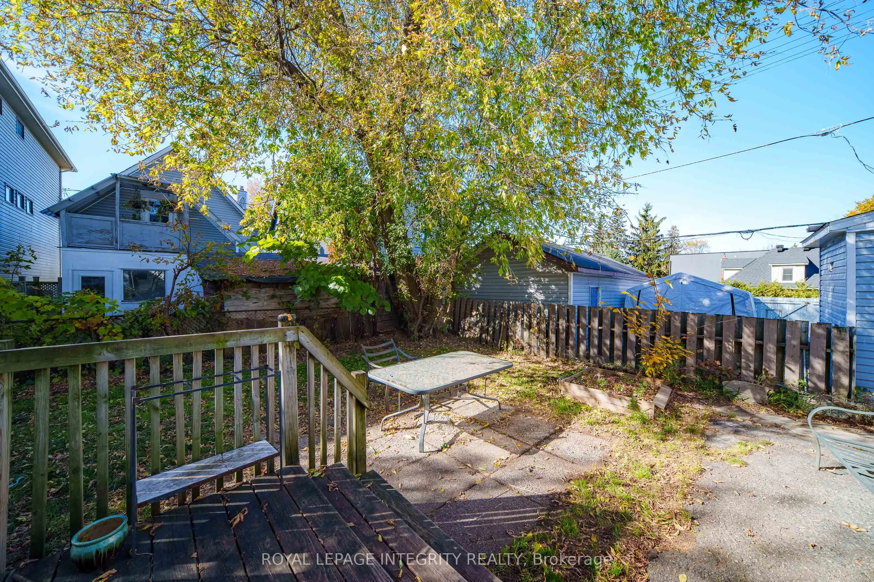 560 Kirkwood Avenue