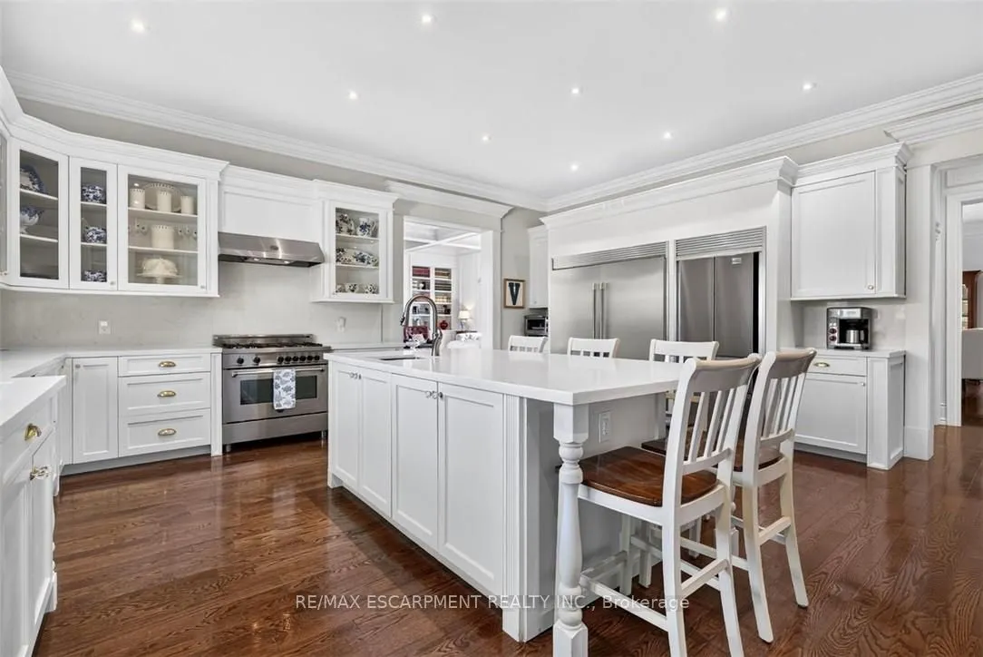 71 Concession 11 Road E