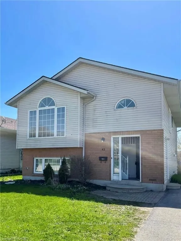 43 Beckett Boulevard