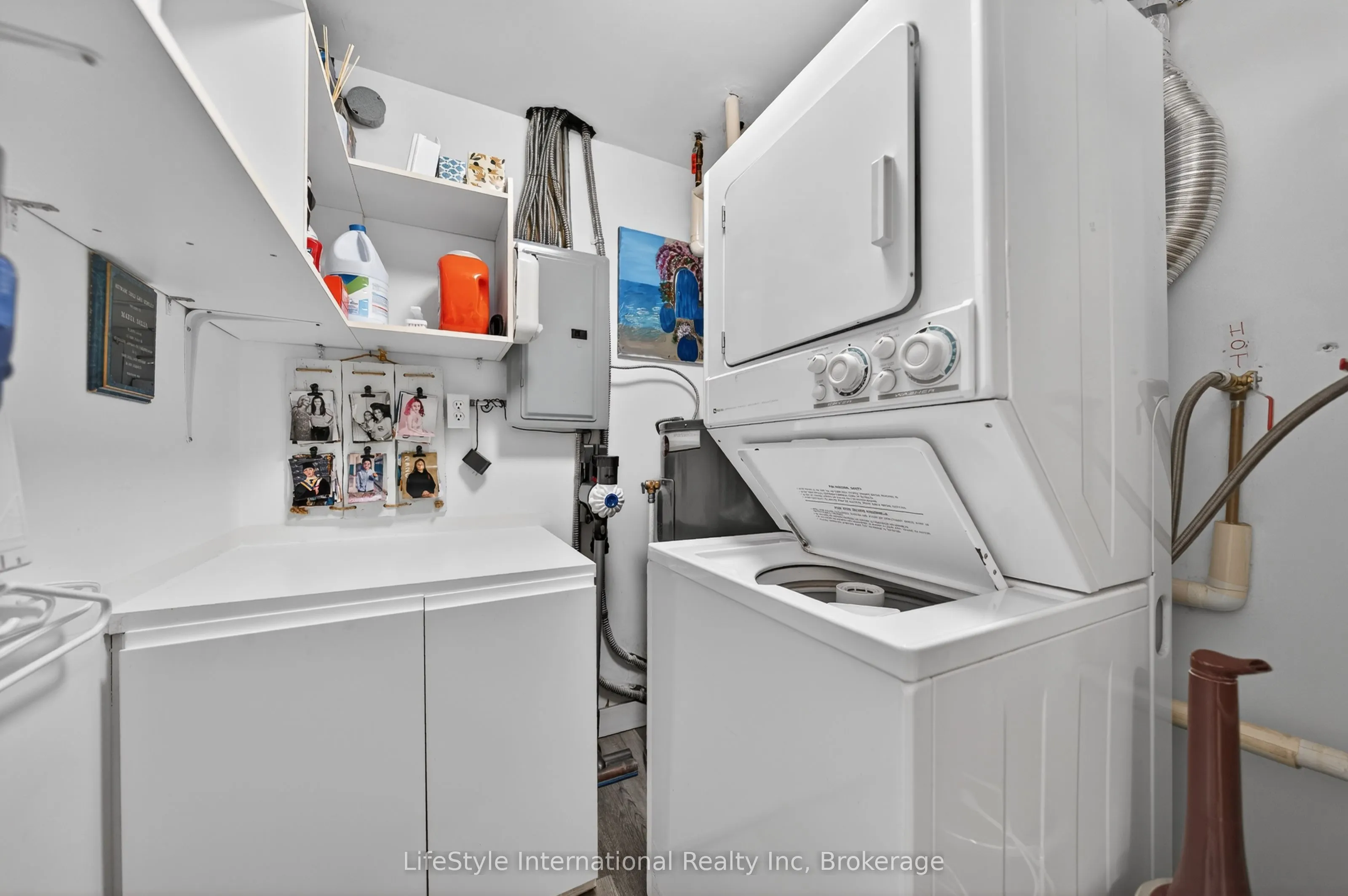 208 Silvercreek Parkway N #213