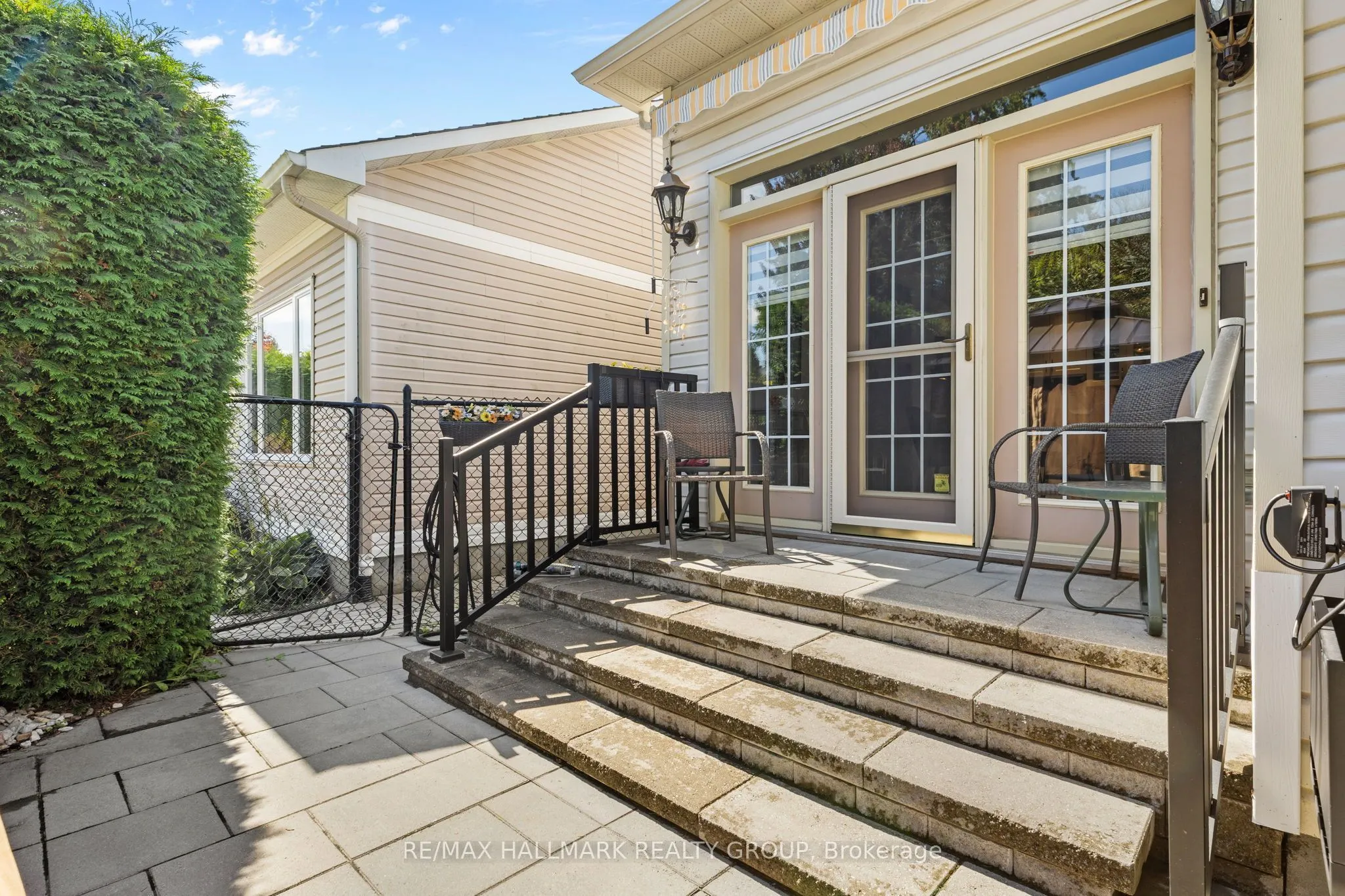 2093 AUBURN RIDGE Drive