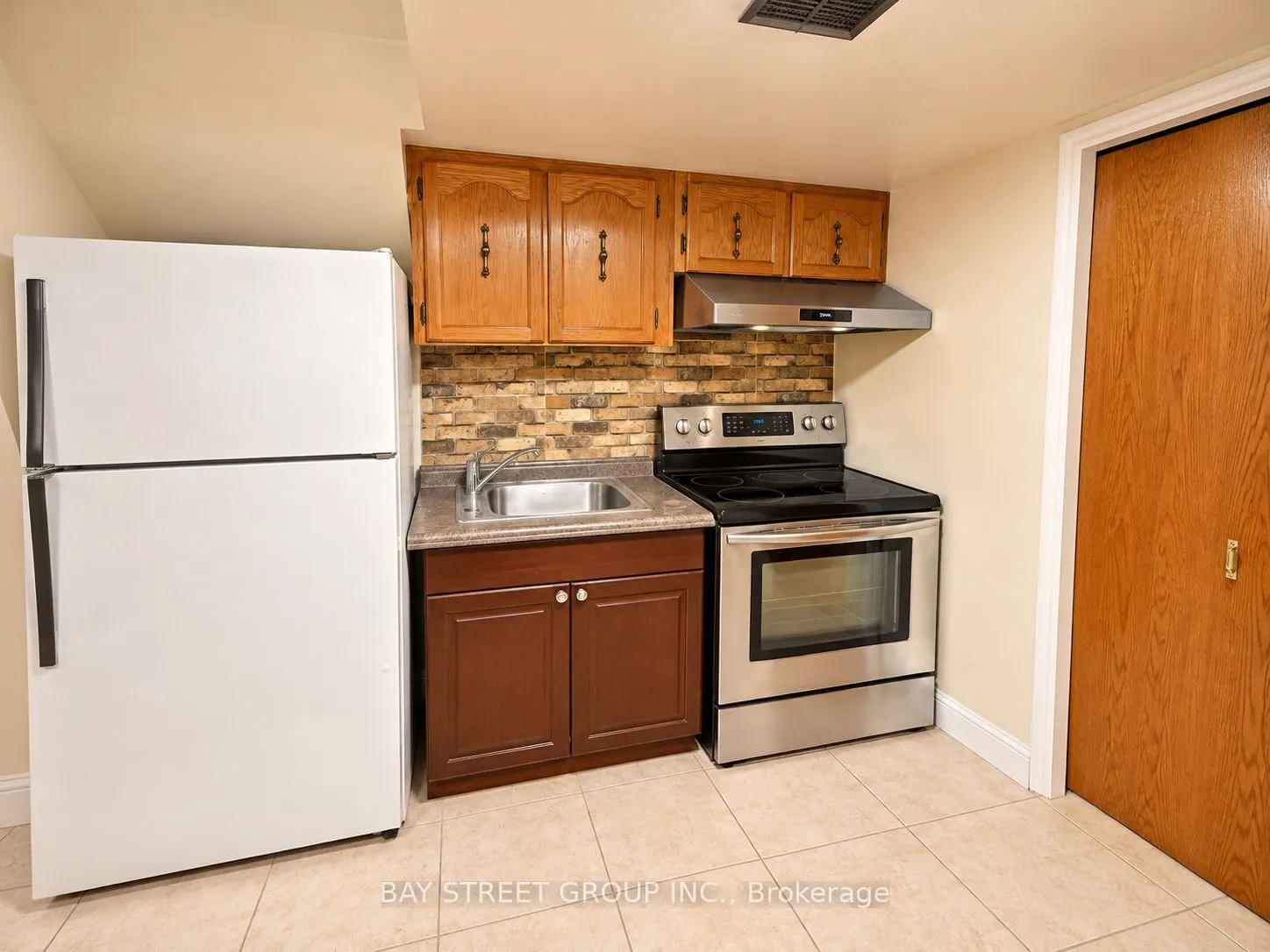 316 Eaglewood Drive #Lower level