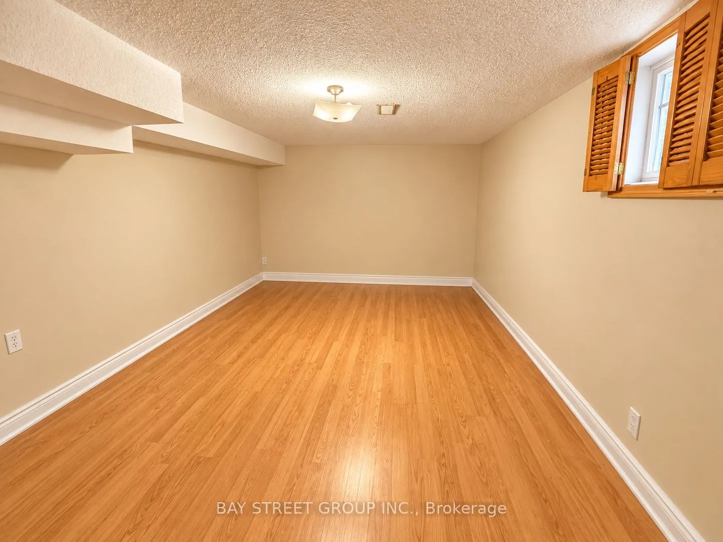 316 Eaglewood Drive #Lower level