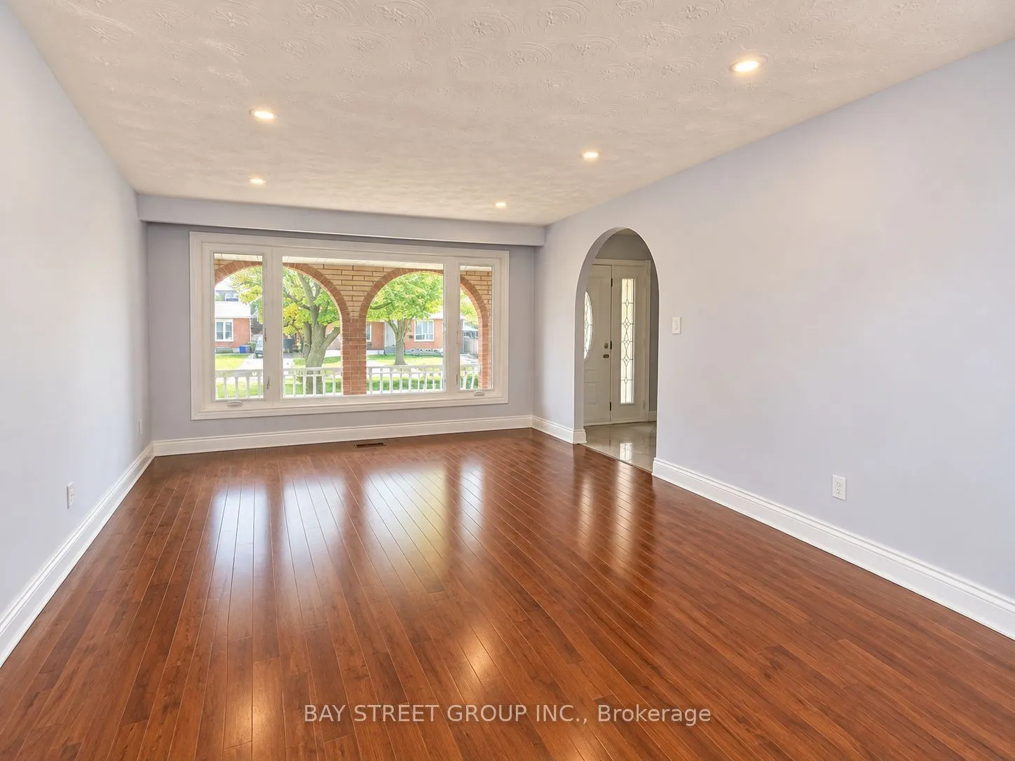 237 Lawnhurst Court #upper level