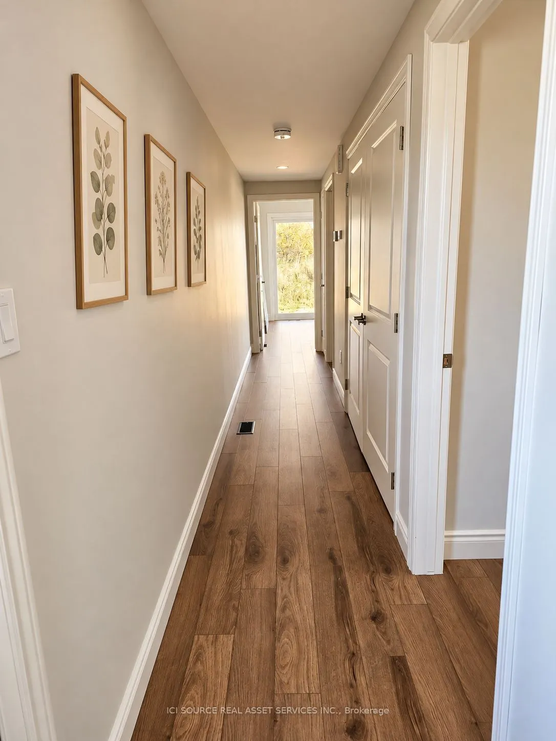 3 Forest Court