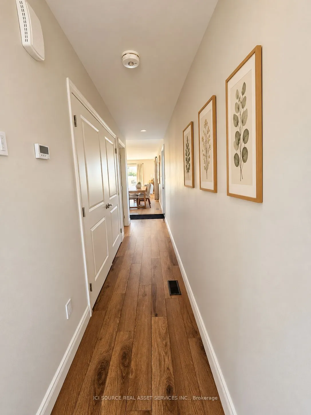 3 Forest Court