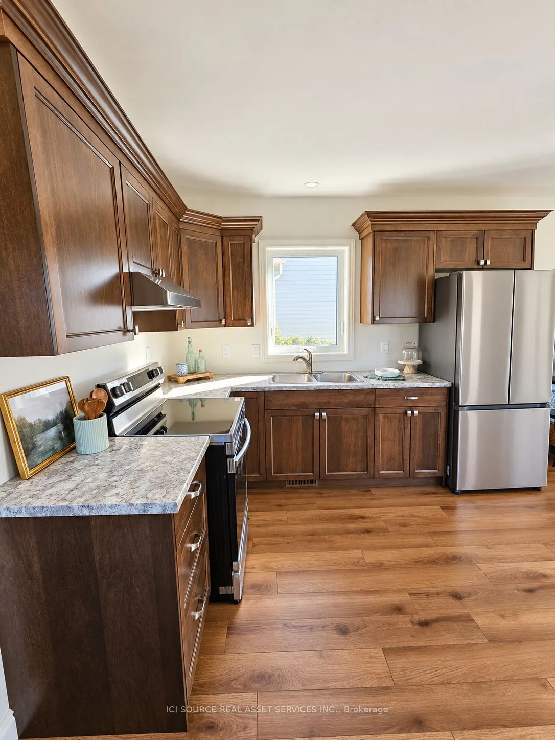 3 Forest Court