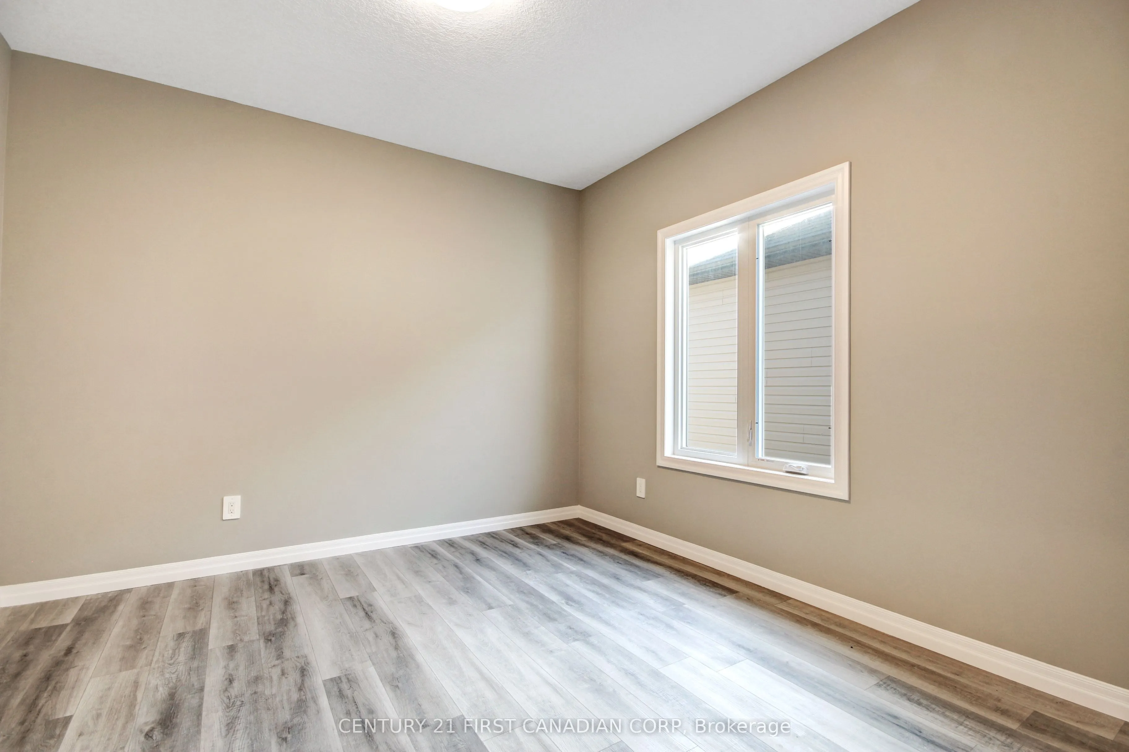 2920 Lemieux Walk