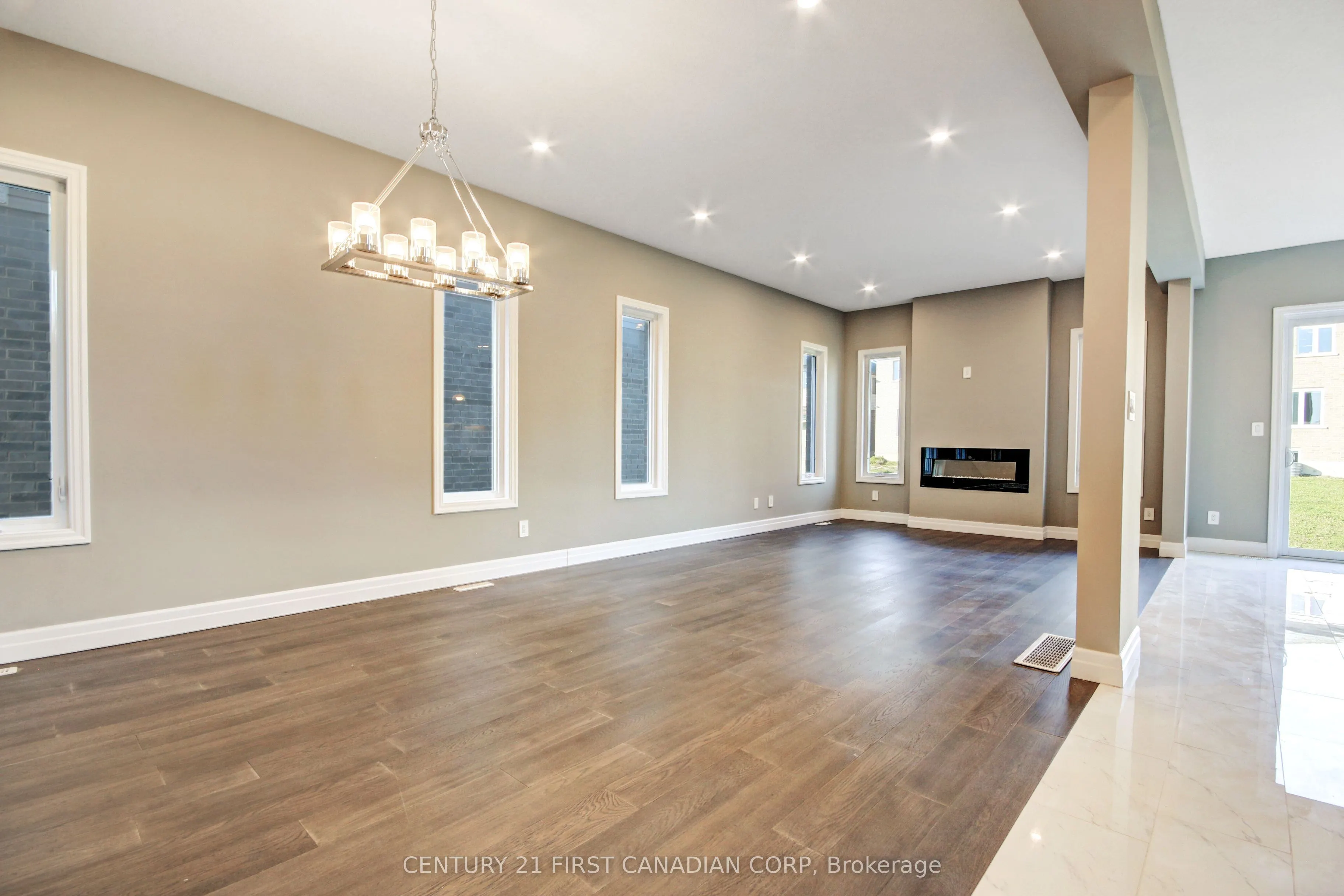 2920 Lemieux Walk