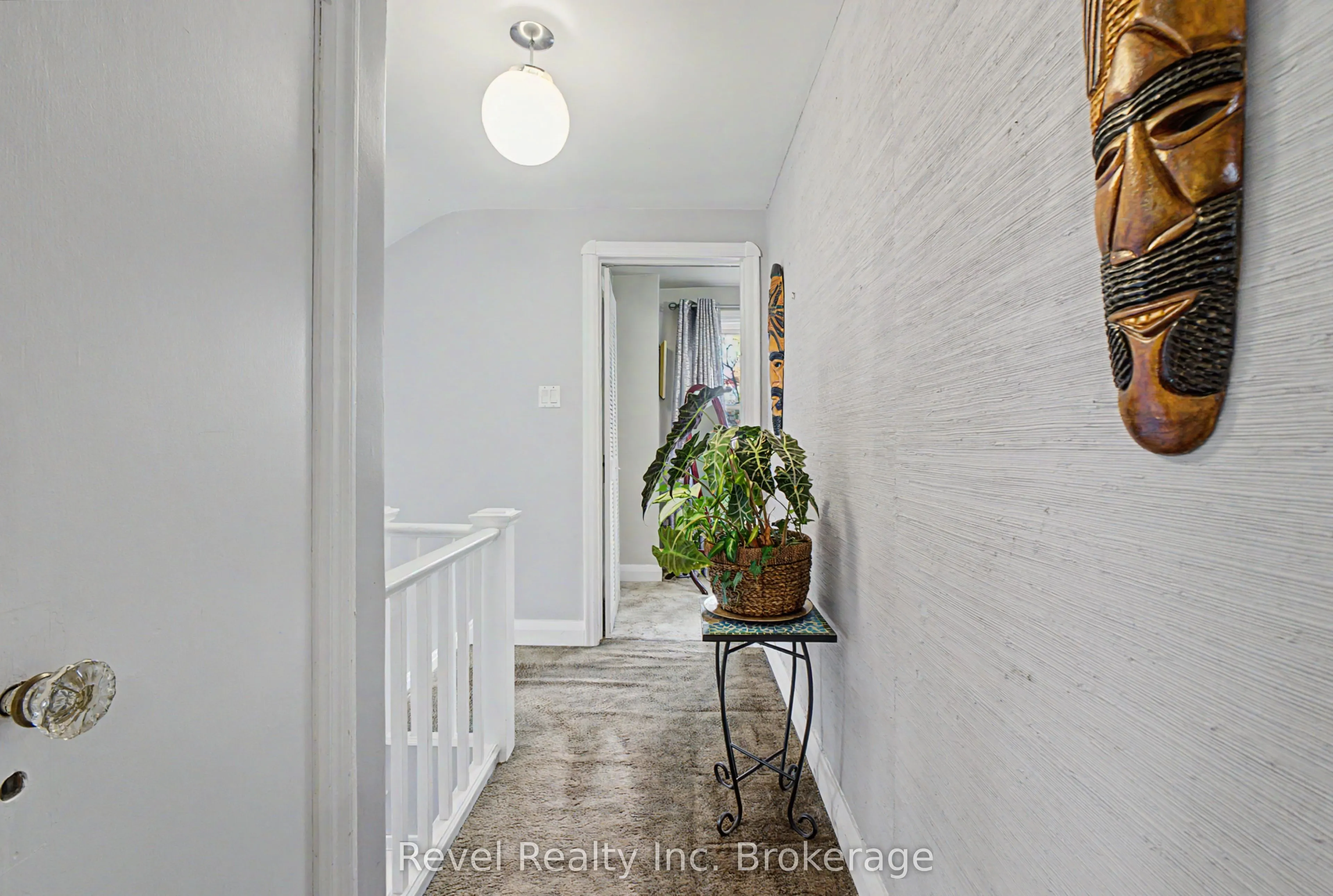 2043 Drew Street
