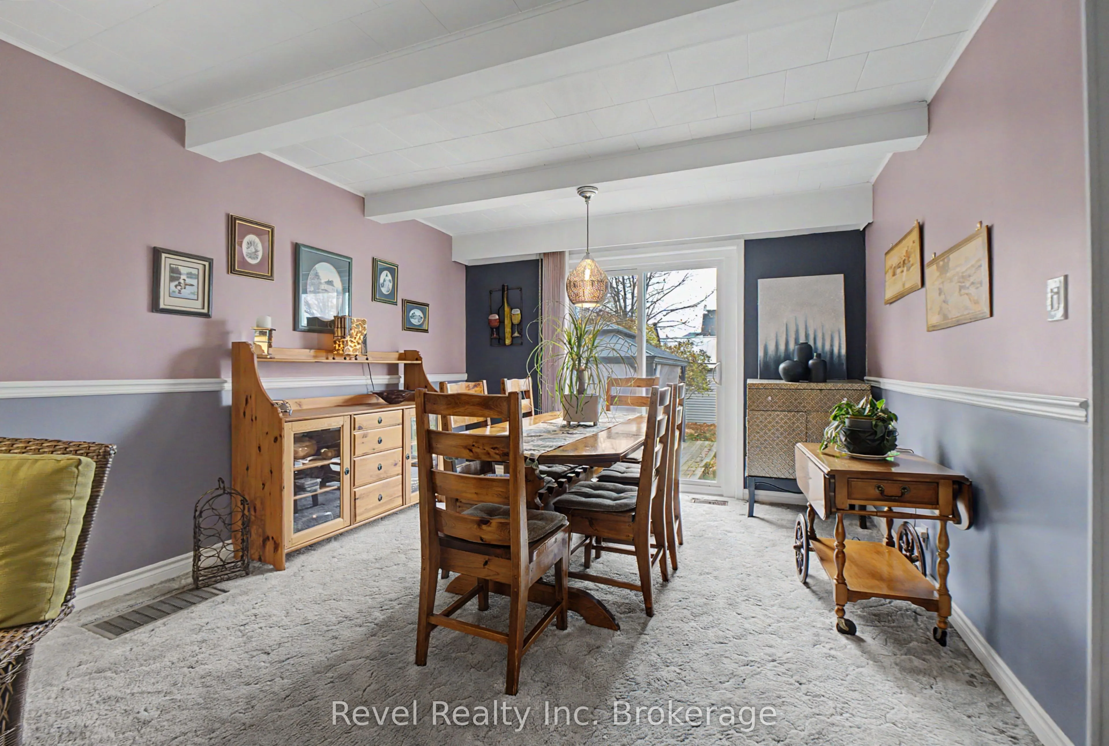 2043 Drew Street