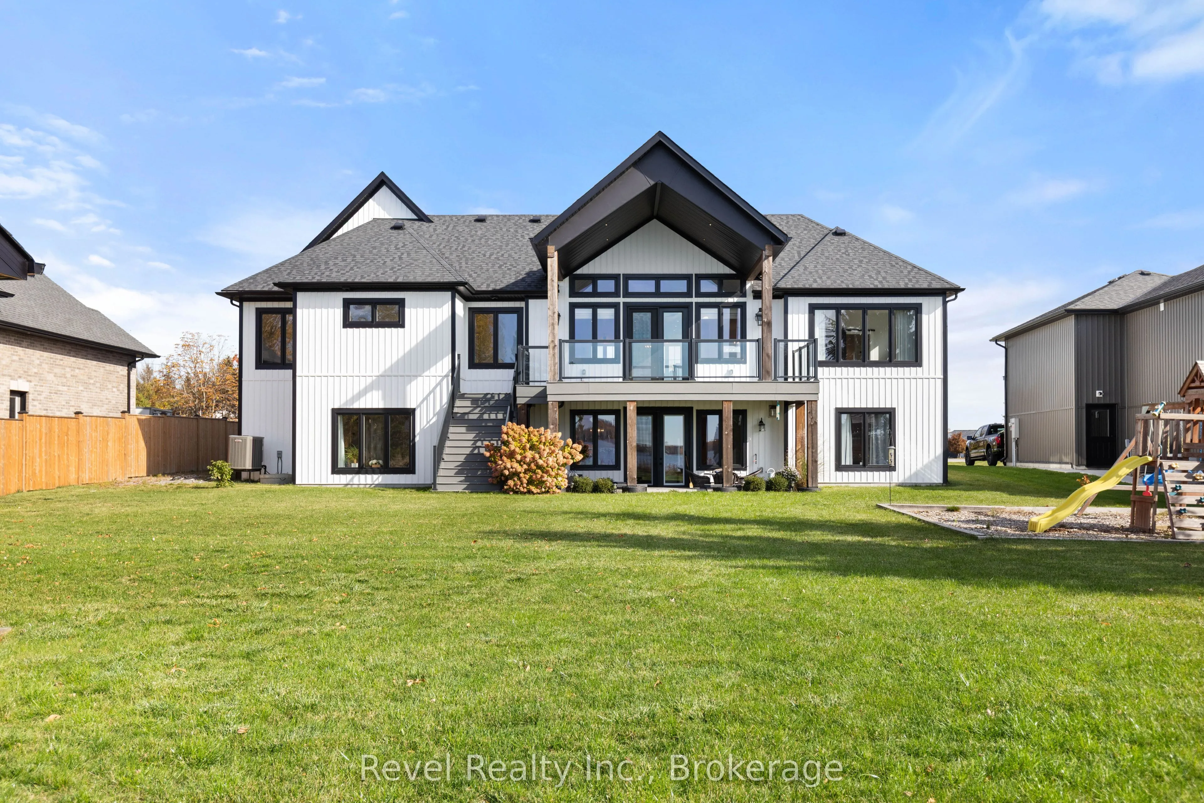 48 Pleasant View Crescent