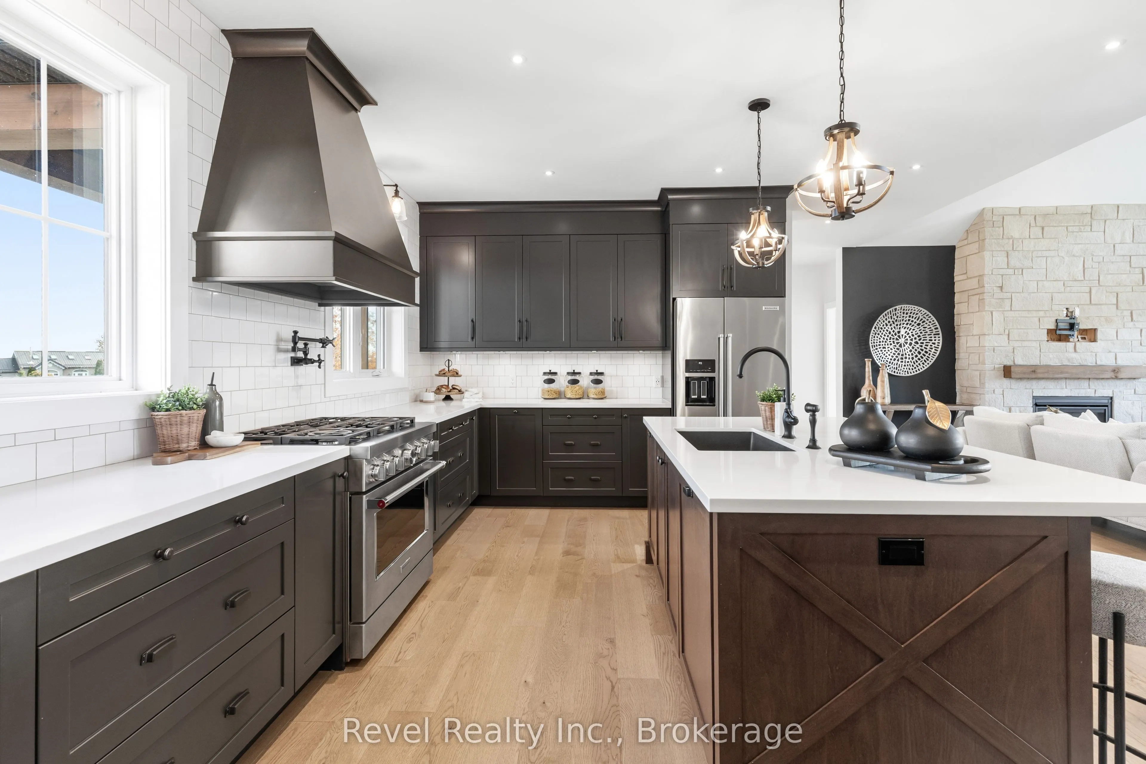 48 Pleasant View Crescent