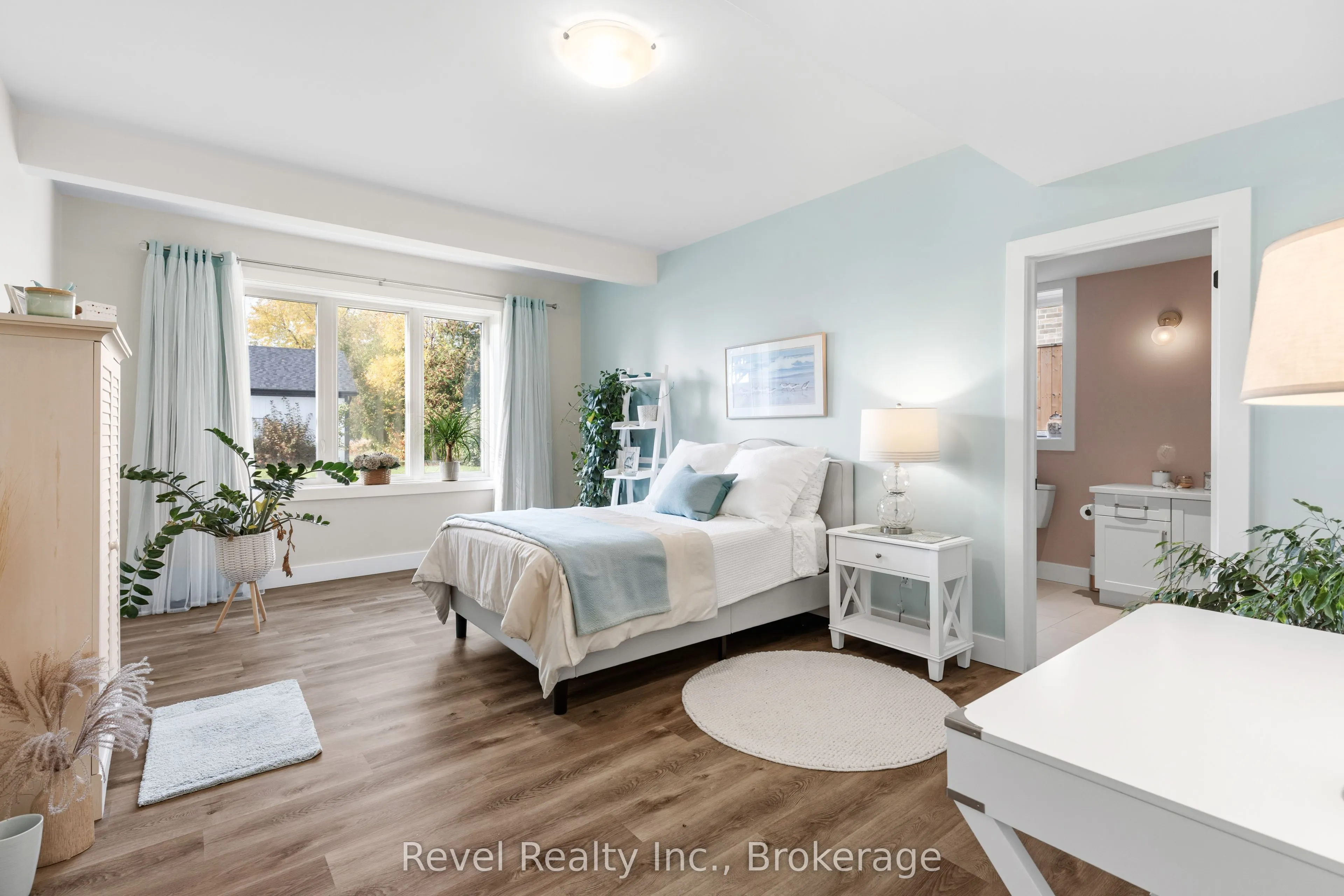 48 Pleasant View Crescent