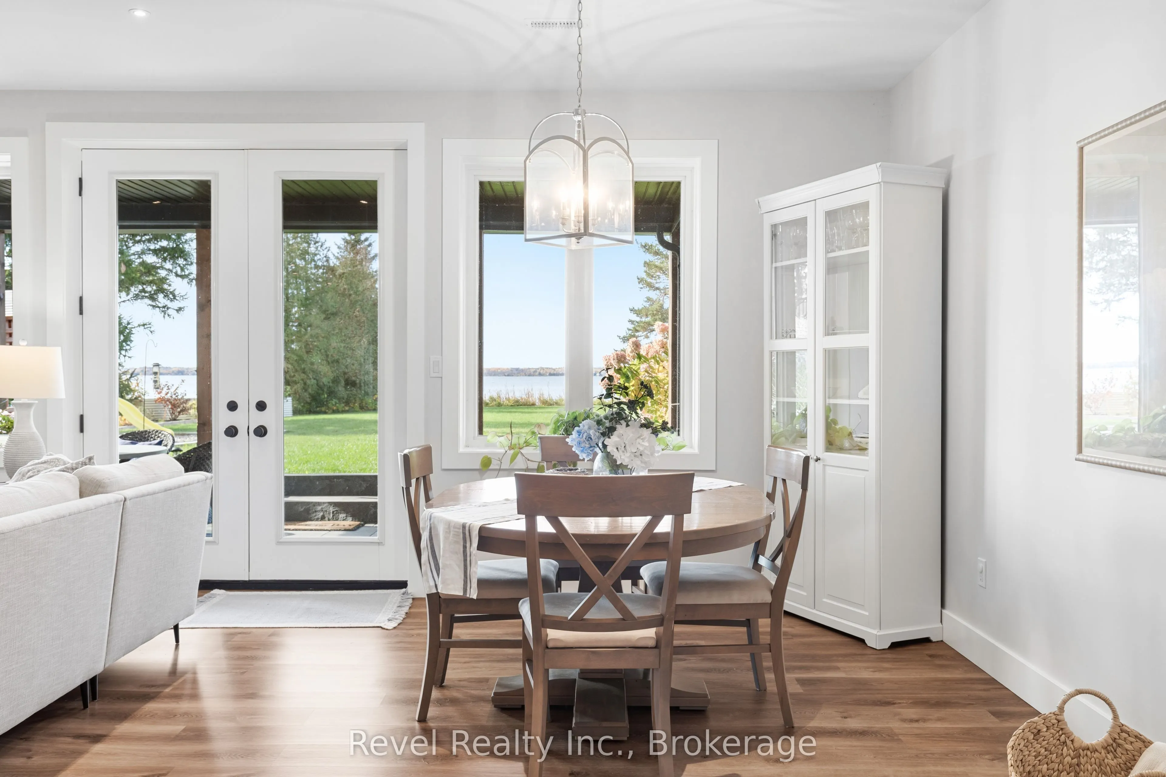 48 Pleasant View Crescent