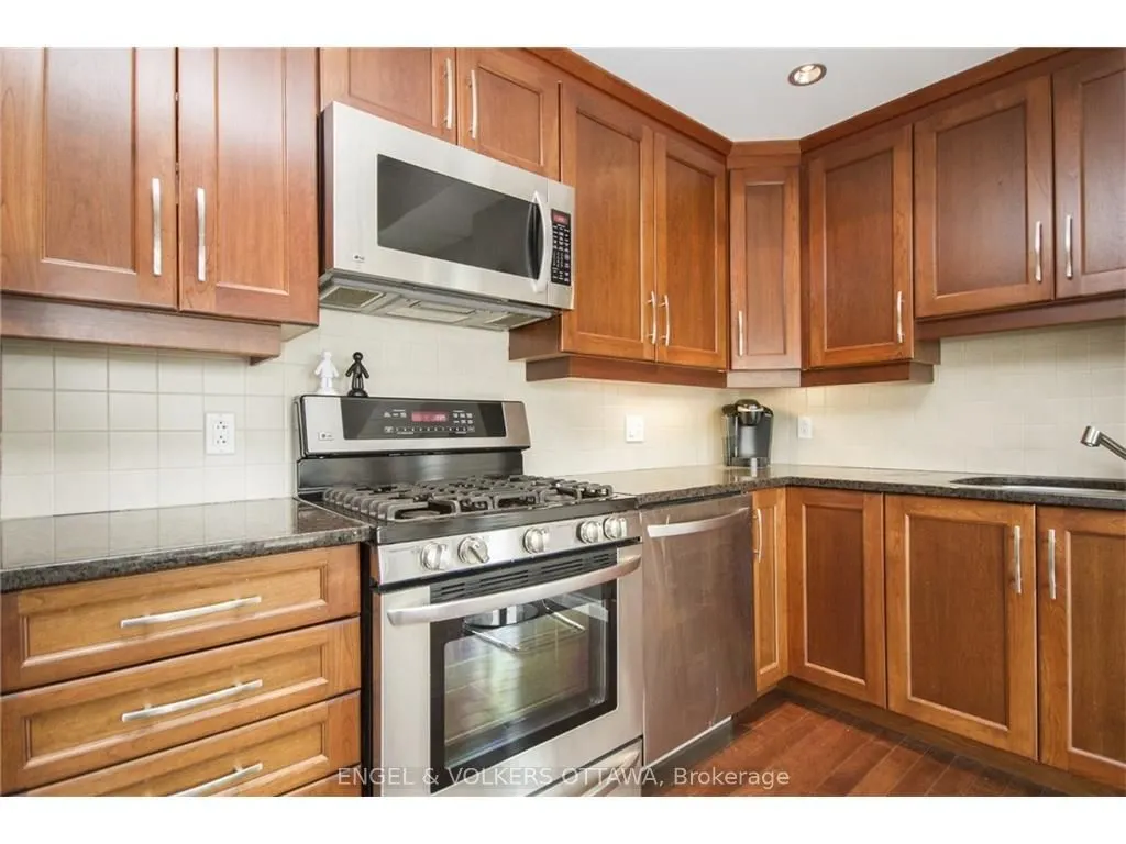 90 George Street #411