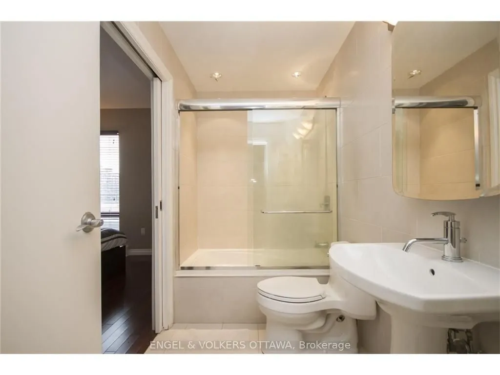 90 George Street #411