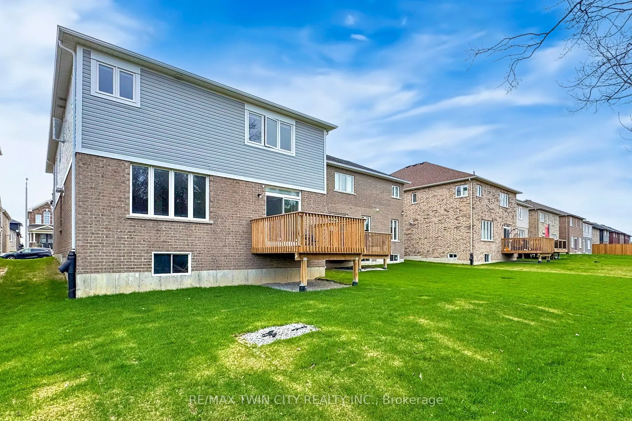 630 Lemay Grove