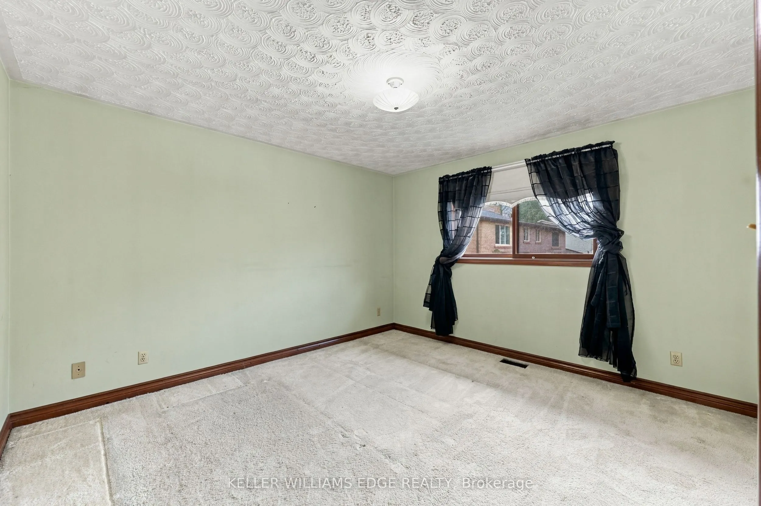18 Midway Street