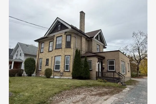 166 Dublin Street