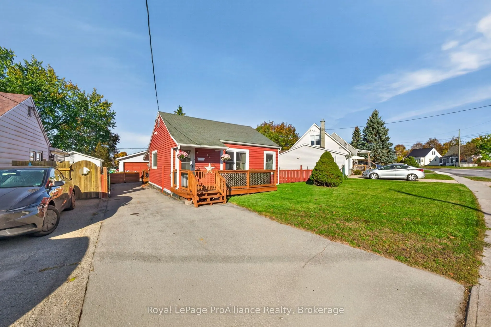 12 Kerr Crescent