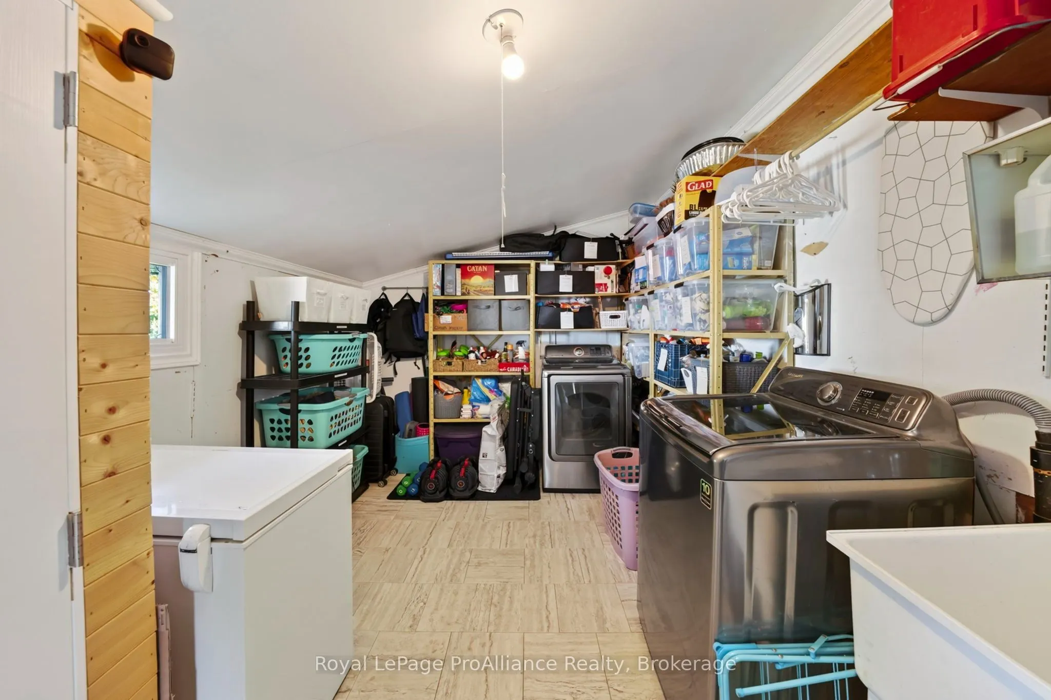 12 Kerr Crescent