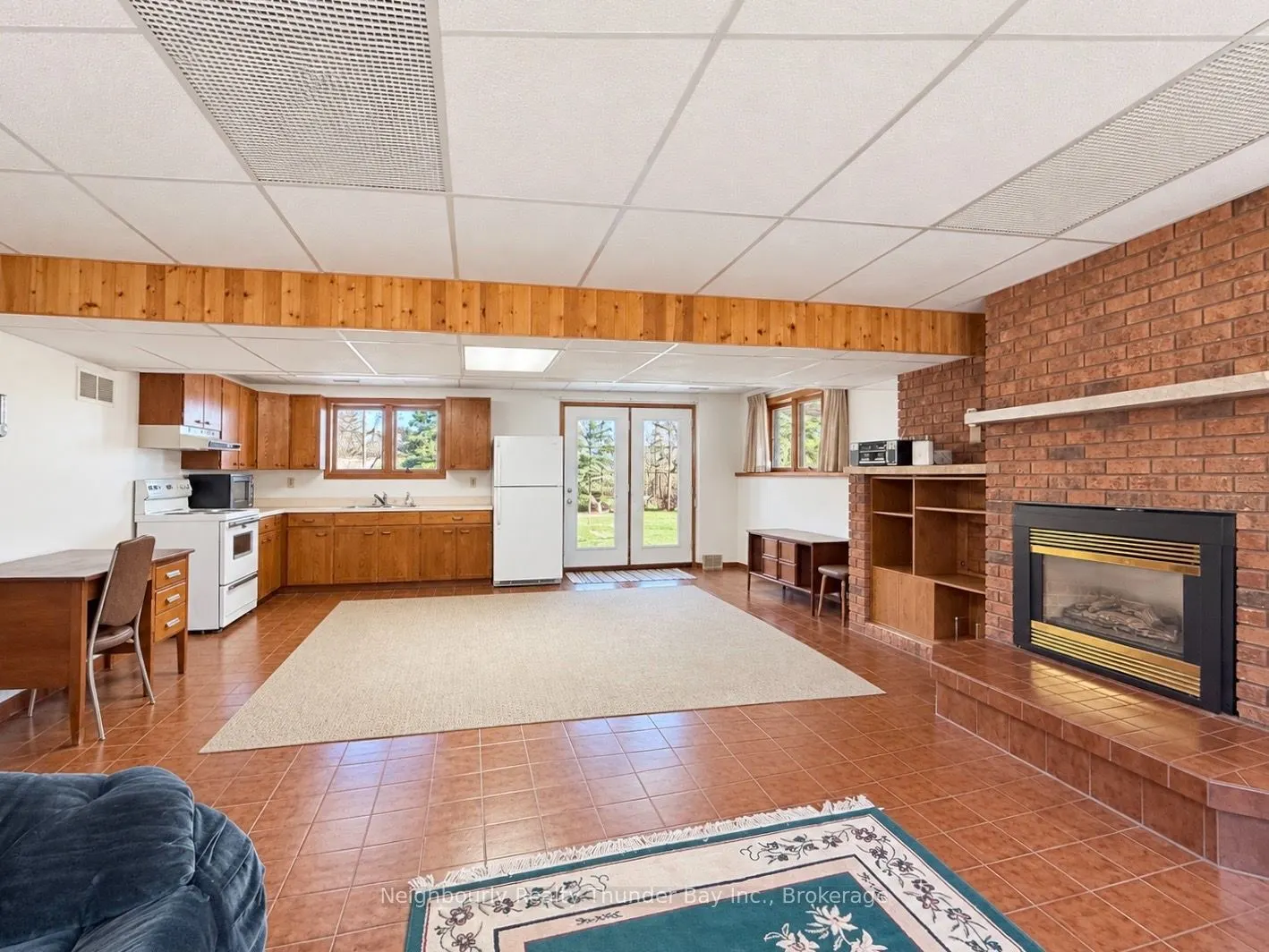 380 Hilldale Road