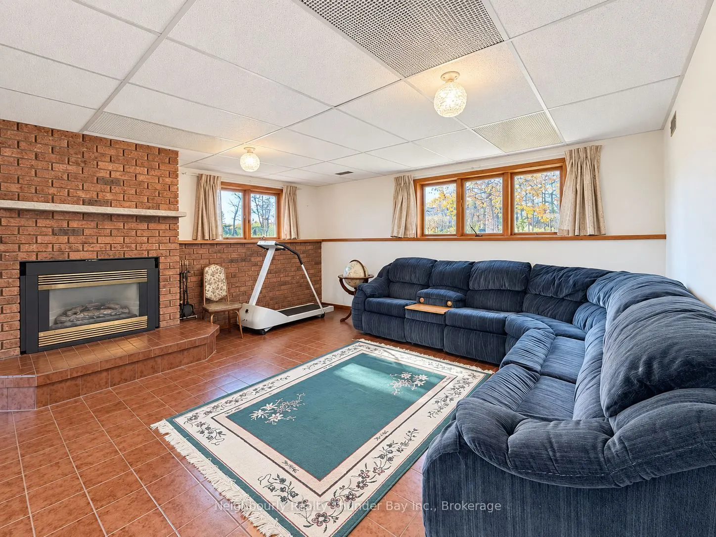 380 Hilldale Road