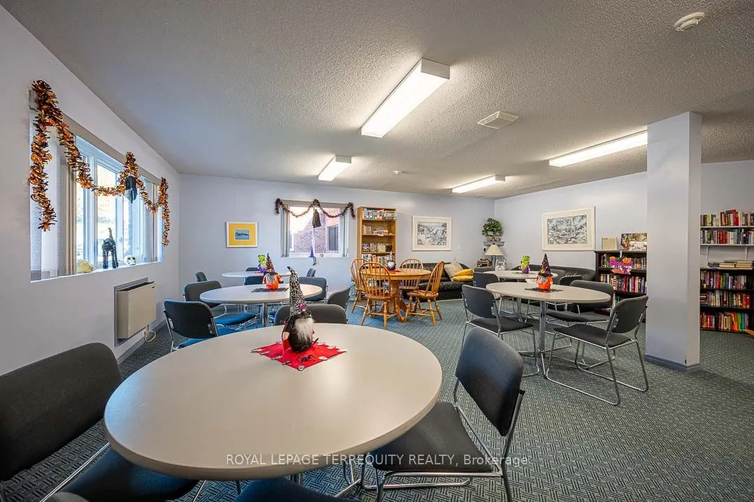 475 Parkhill Road W #211