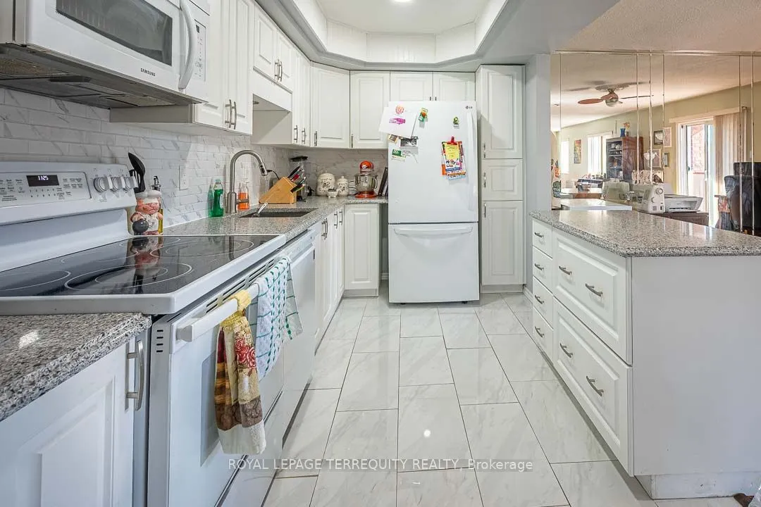 475 Parkhill Road W #211