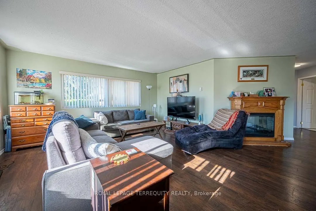 475 Parkhill Road W #211