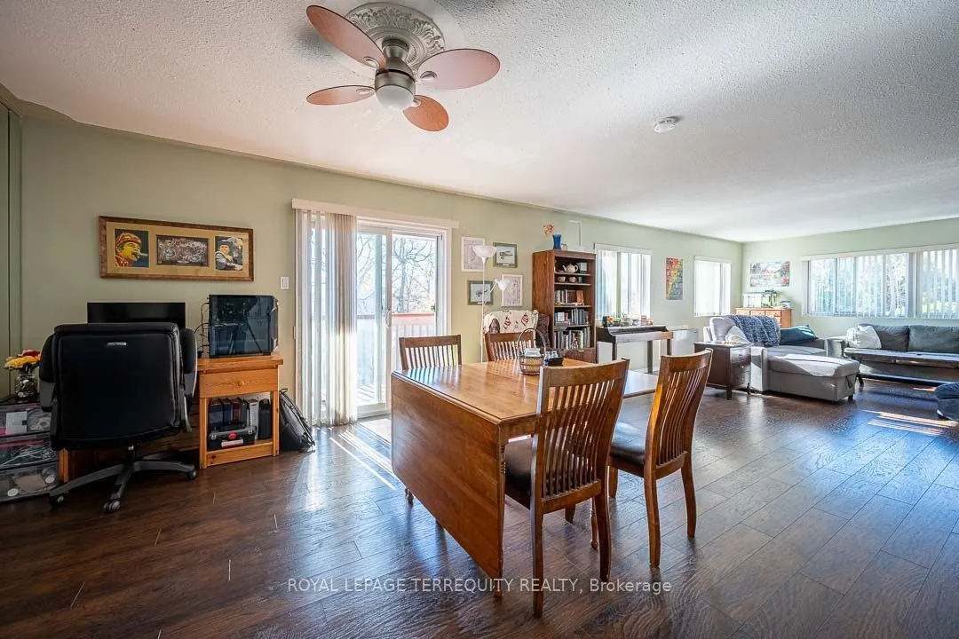 475 Parkhill Road W #211