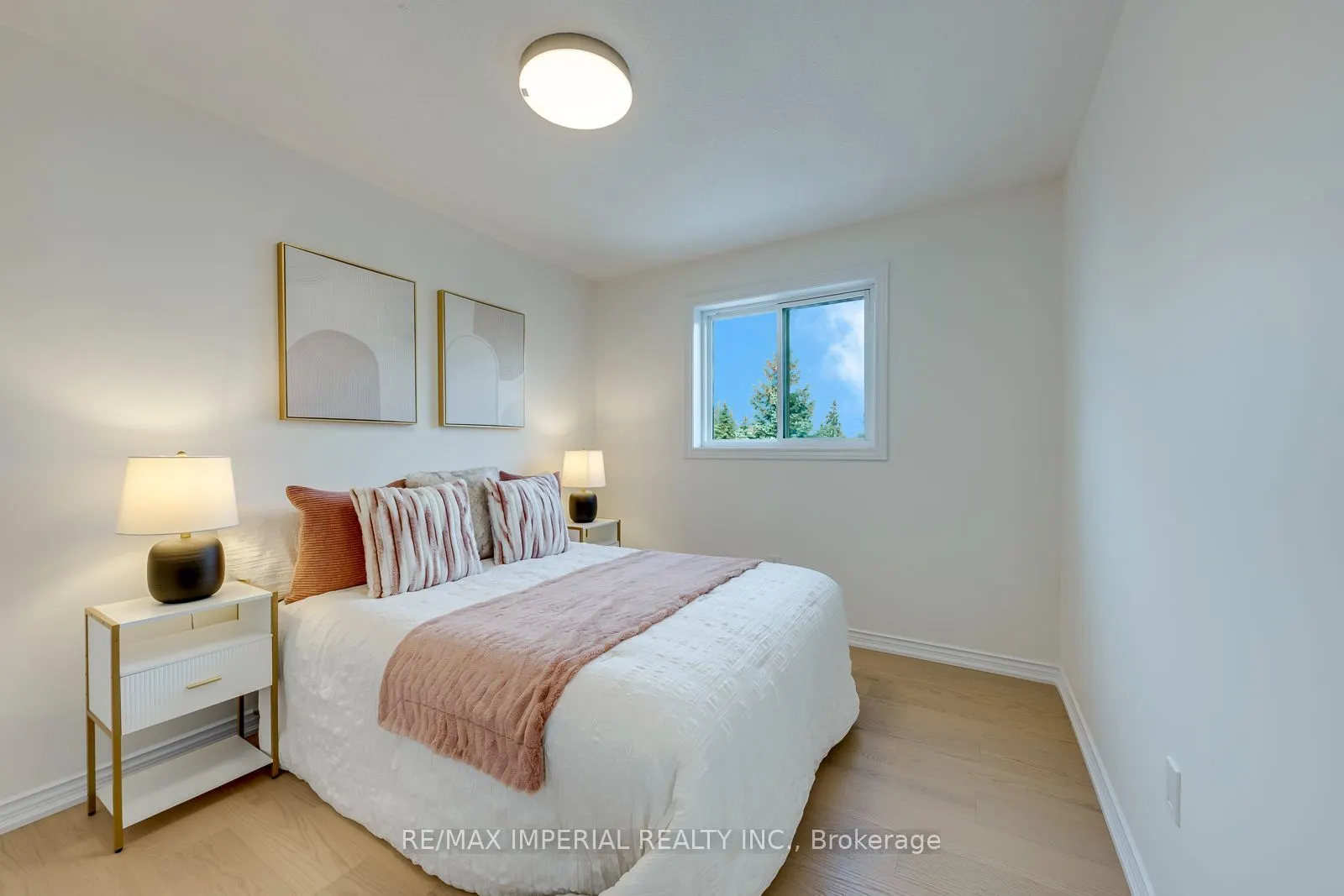 1149 Harrogate Drive