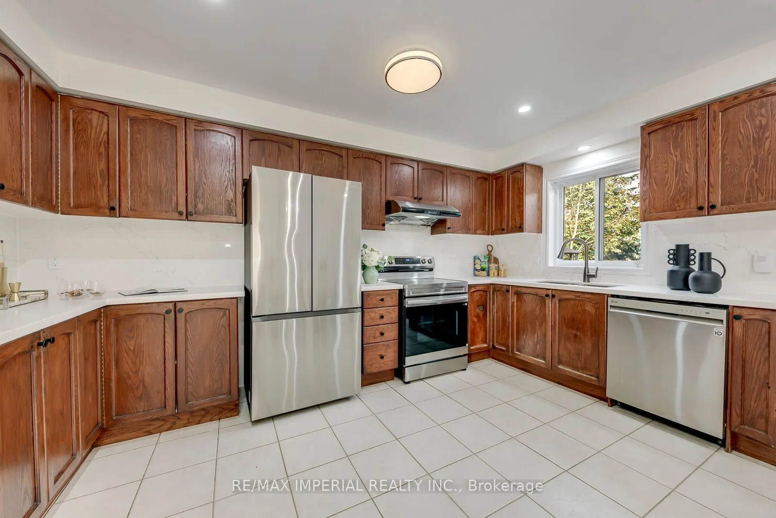 1149 Harrogate Drive