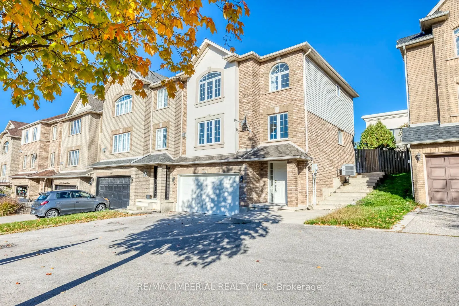 1149 Harrogate Drive