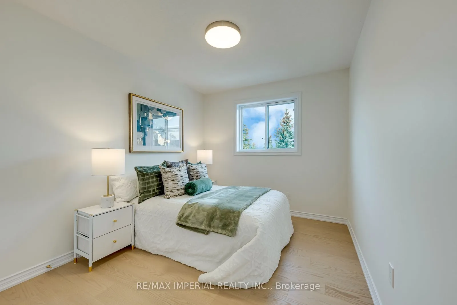 1149 Harrogate Drive