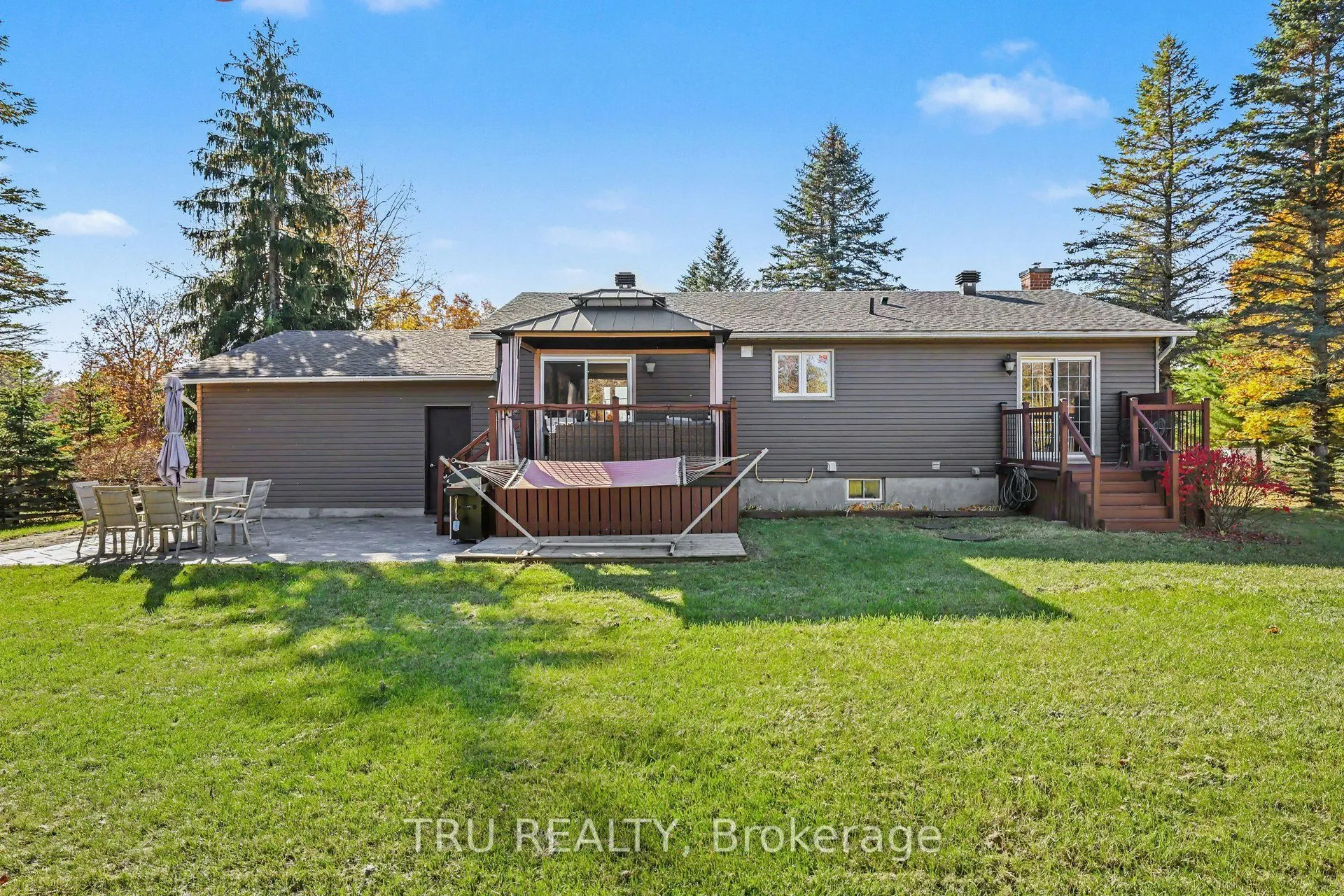 6 Oxford Heights Drive